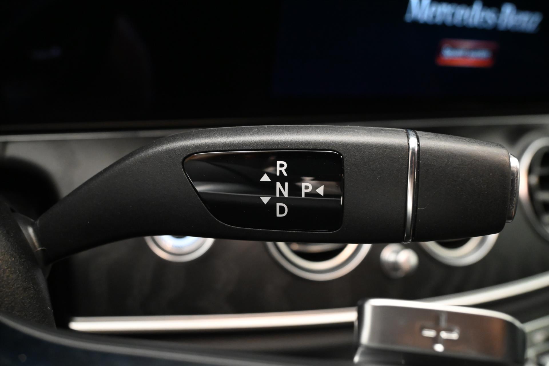 Hlavní fotografie vozu Mercedes-Benz Třídy E 2,0 220D 147kW 9G-TRONIC Záruka až 5 let (21)