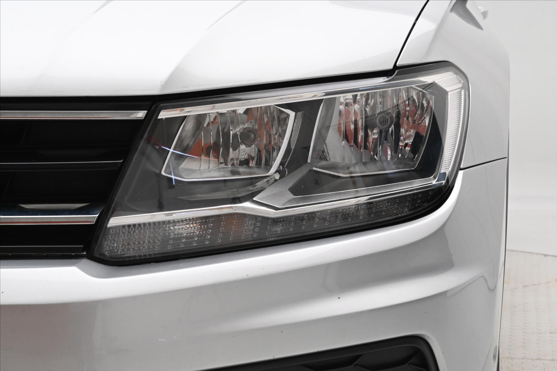 Hlavní fotografie vozu Volkswagen Tiguan 2,0 TDI 110 kW DSG iQ.DRIVE Záruka až 5 let (29)