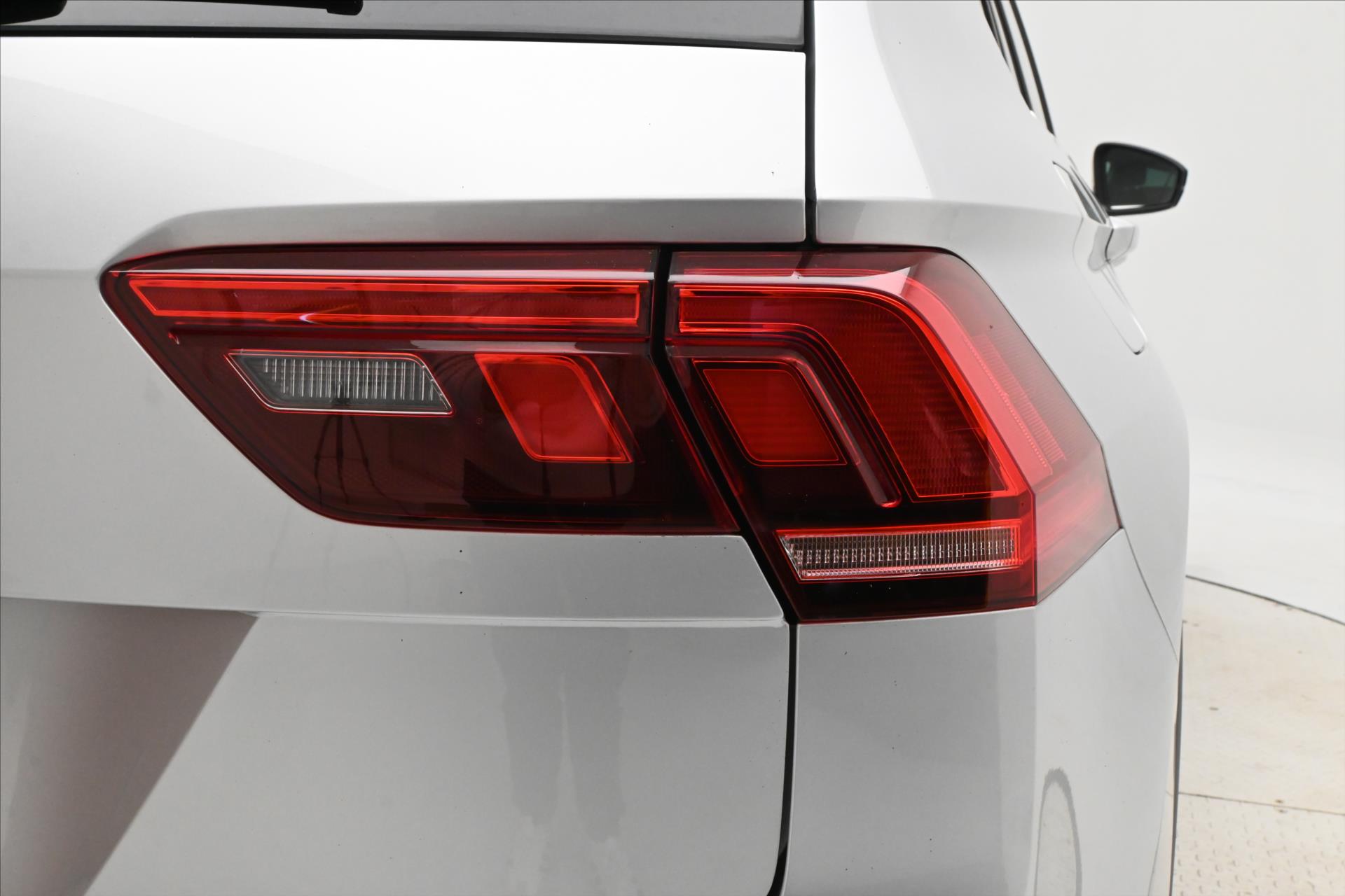 Hlavní fotografie vozu Volkswagen Tiguan 2,0 TDI 110 kW DSG iQ.DRIVE Záruka až 5 let (30)