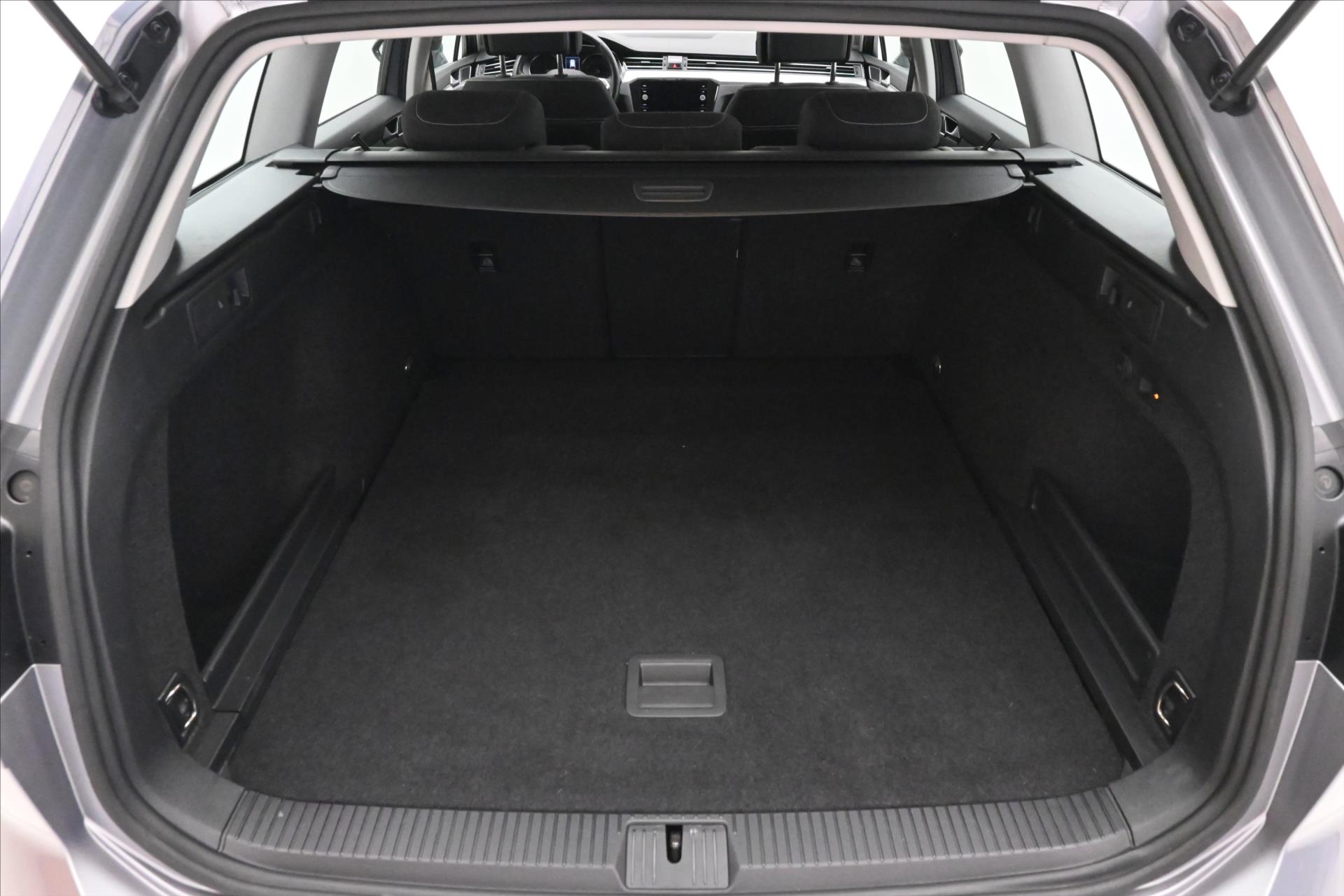 Hlavní fotografie vozu Volkswagen Passat 2,0 TDI 110 KW DSG Business Záruka až 5 let (10)