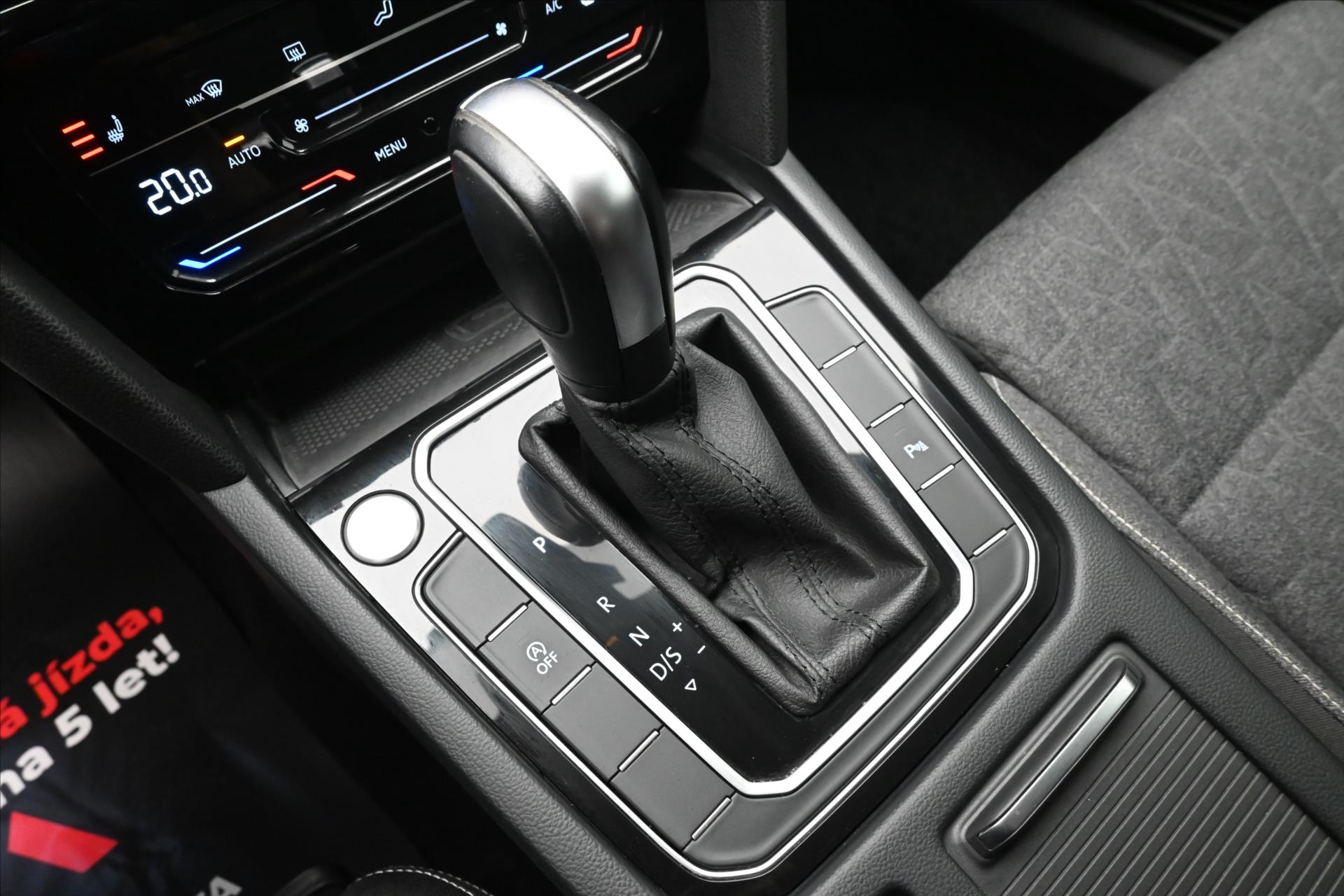 Hlavní fotografie vozu Volkswagen Passat 2,0 TDI 110 KW DSG Business Záruka až 5 let (23)