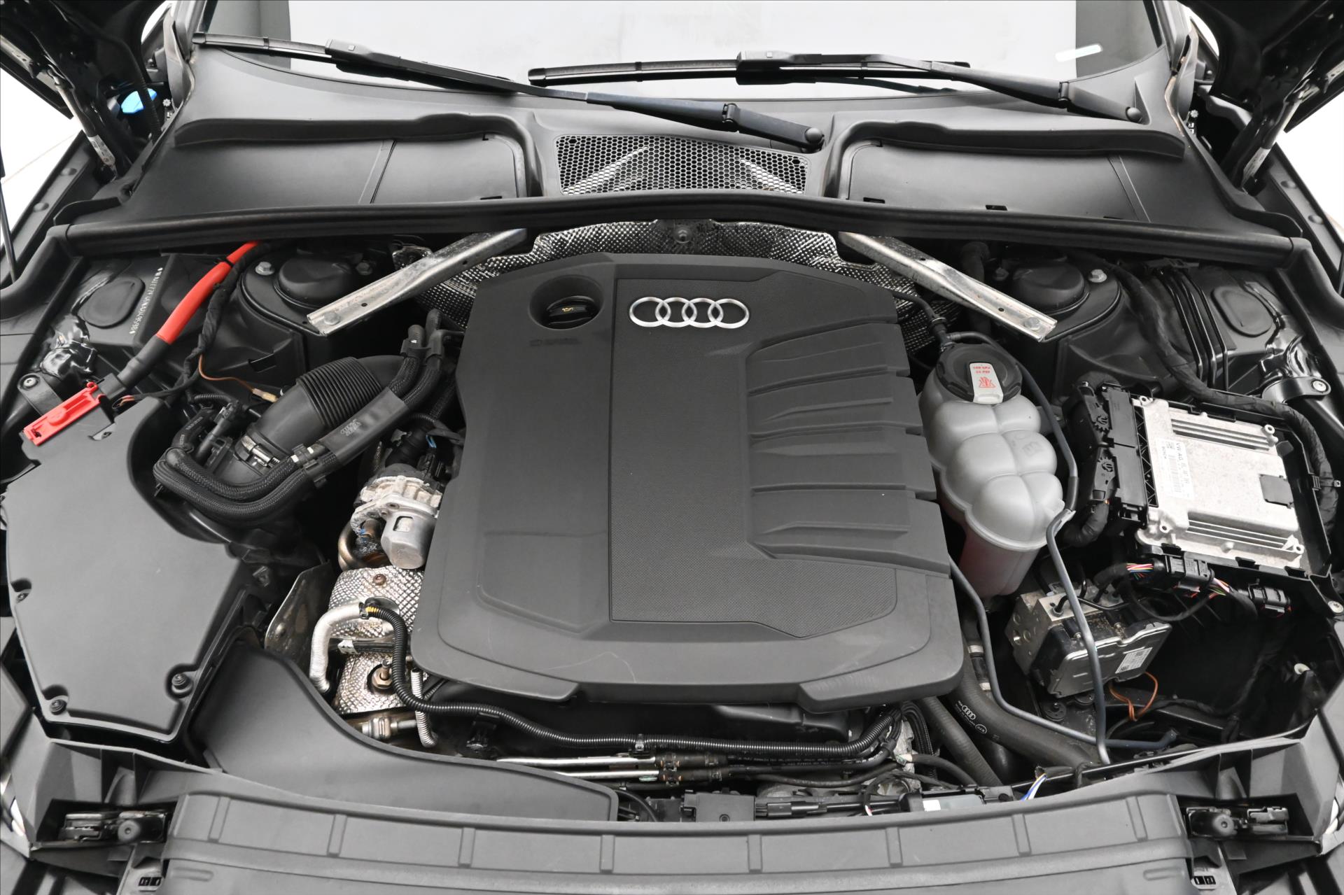 Hlavní fotografie vozu Audi  2,0 40TDI 150kW S-Tronic Záruka až 5 let (10)