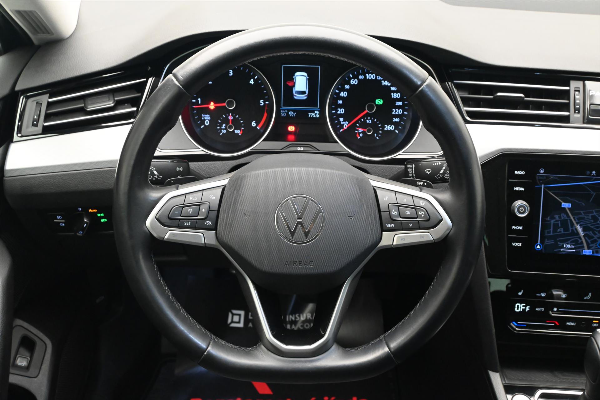 Hlavní fotografie vozu Volkswagen Passat 2,0 TDI 110kW DSG Business Záruka až 5 let (18)