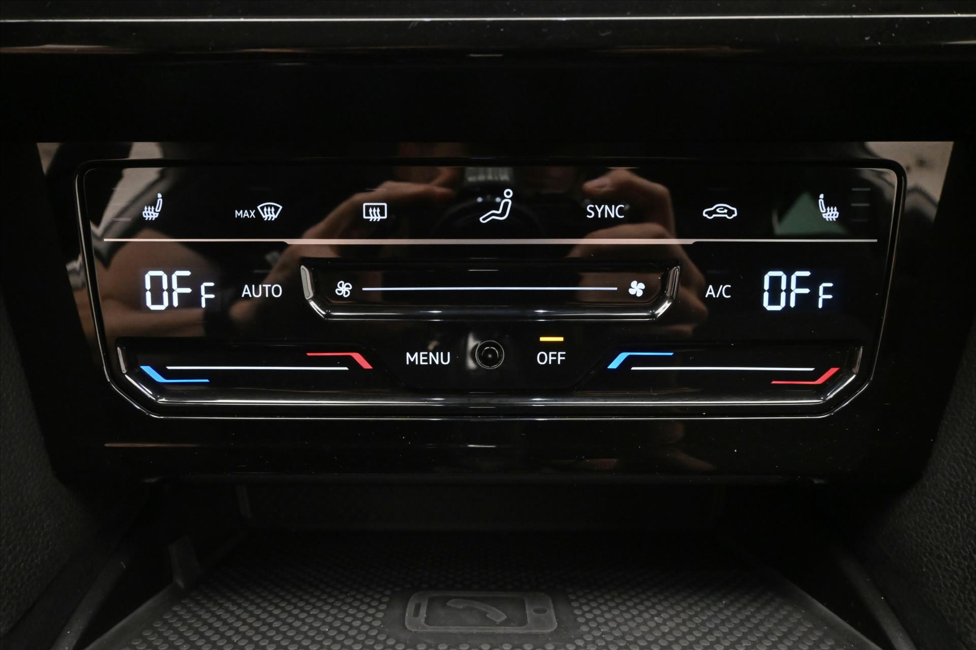 Hlavní fotografie vozu Volkswagen Passat 2,0 TDI 110 kW DSG Business Záruka až 5 let (21)