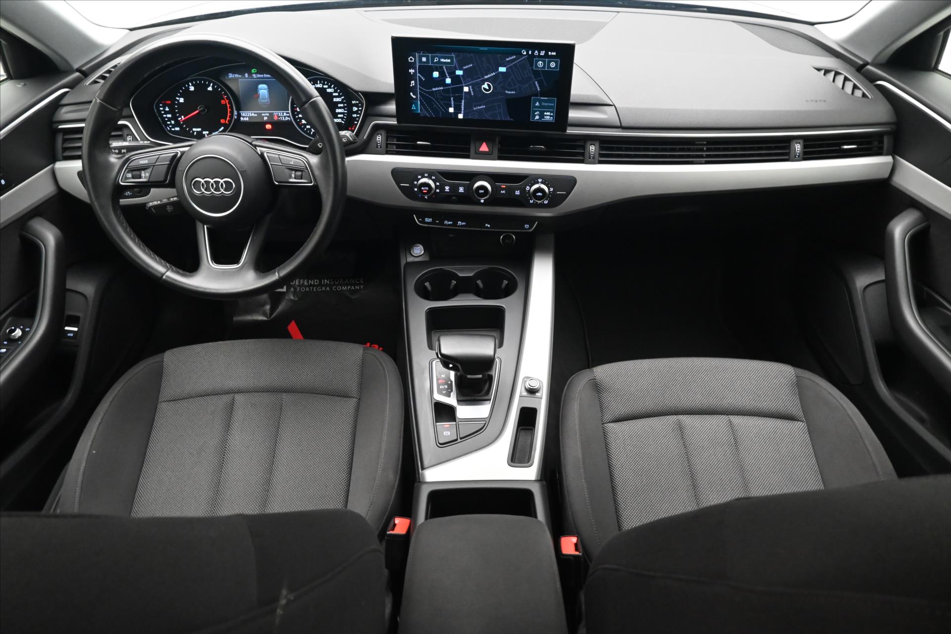 Hlavní fotografie vozu Audi A4 Avant 2,0 TDI 120kW S-Tronic AVANT Záruka až 5 let (15)