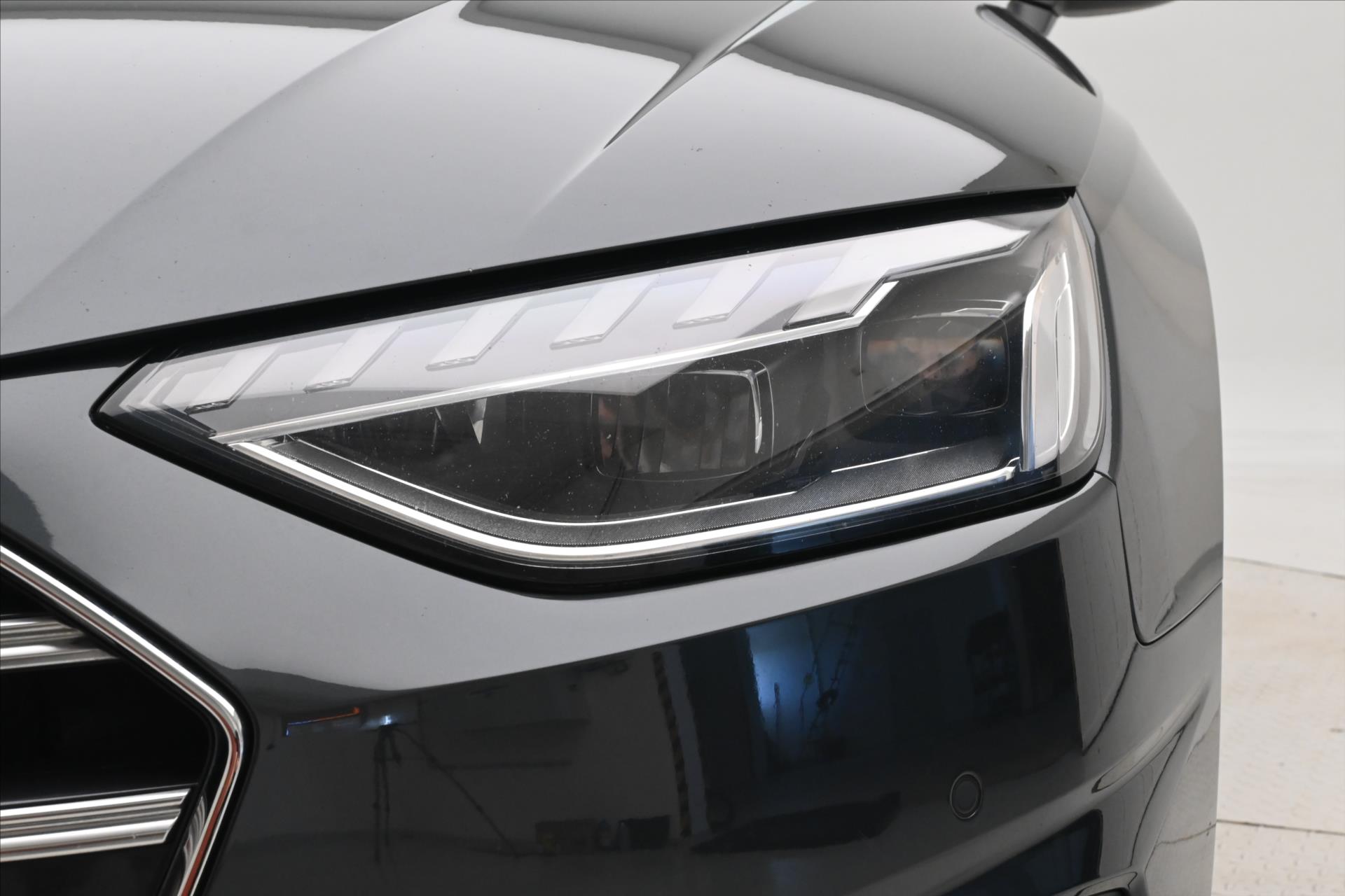 Hlavní fotografie vozu Audi A4 Avant 2,0 TDI 120kW S-Tronic AVANT Záruka až 5 let (29)