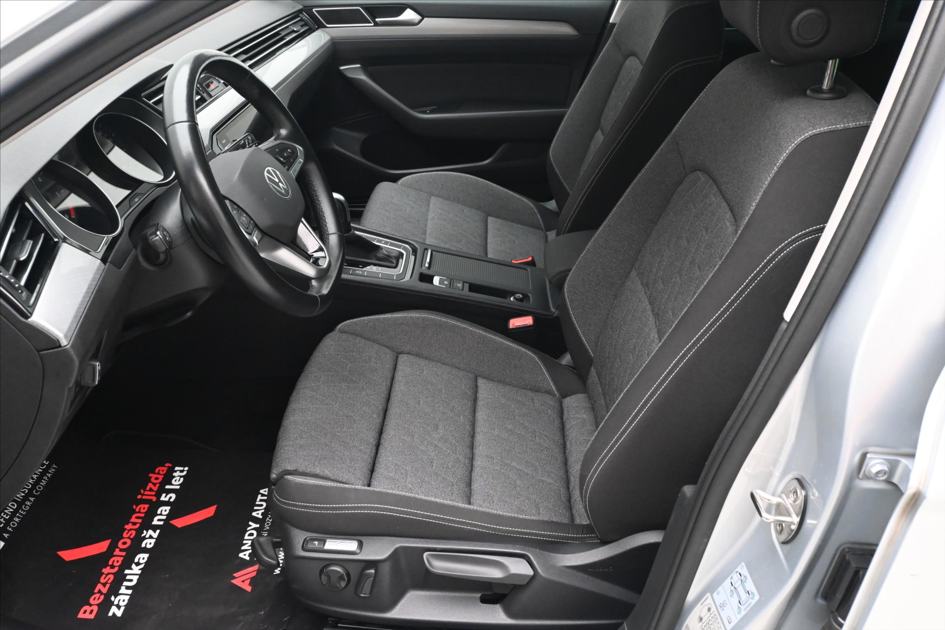 Hlavní fotografie vozu Volkswagen Passat 2,0 TDI 110kW DSG Business Záruka až 5 let (13)