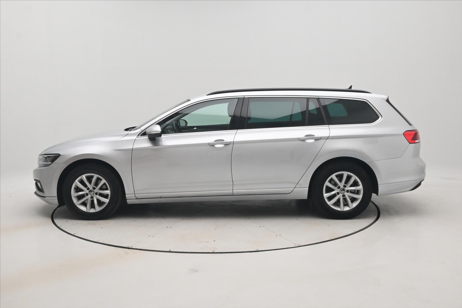 Hlavní fotografie vozu Volkswagen Passat 2,0 TDI 110kW DSG Business Záruka až 5 let (8)