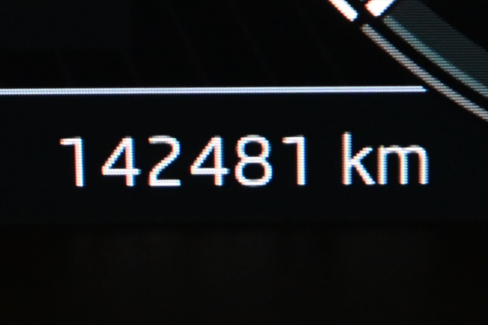 Hlavní fotografie vozu Škoda Karoq 2,0 TDI 85kW DSG VIRTUAL EL.KUFR Záruka až 5 let (18)