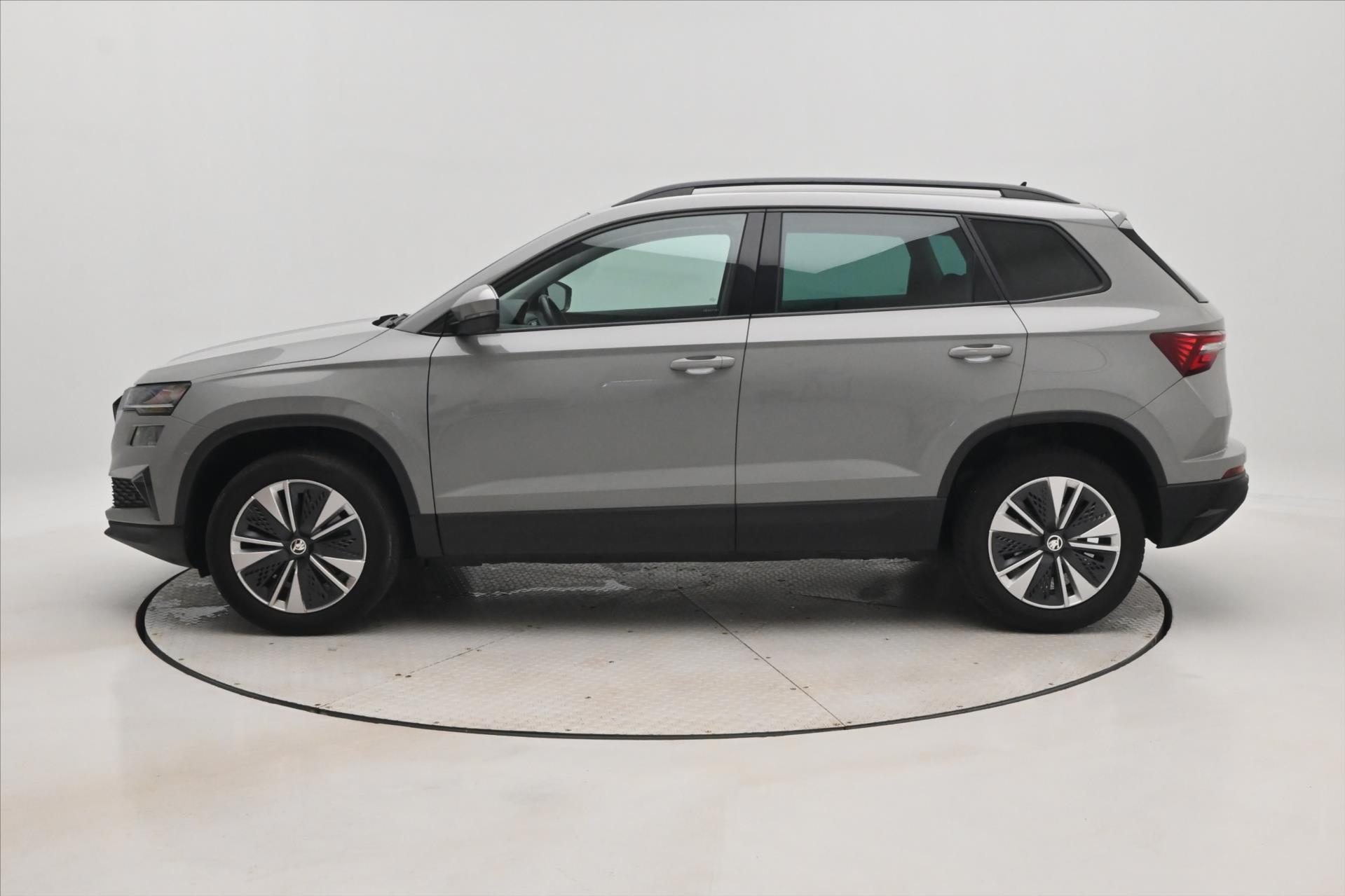 Hlavní fotografie vozu Škoda Karoq 2,0 TDI 85kW DSG VIRTUAL EL.KUFR Záruka až 5 let (9)