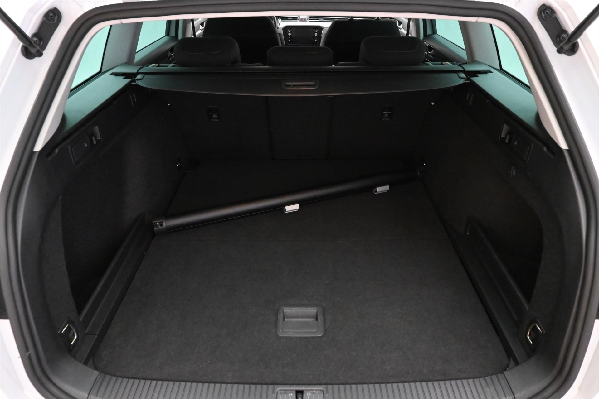 Hlavní fotografie vozu Volkswagen Passat 2,0 TDI 110 kW DSG BUSINESS ZÁRUKA AŽ 5 LET (10)