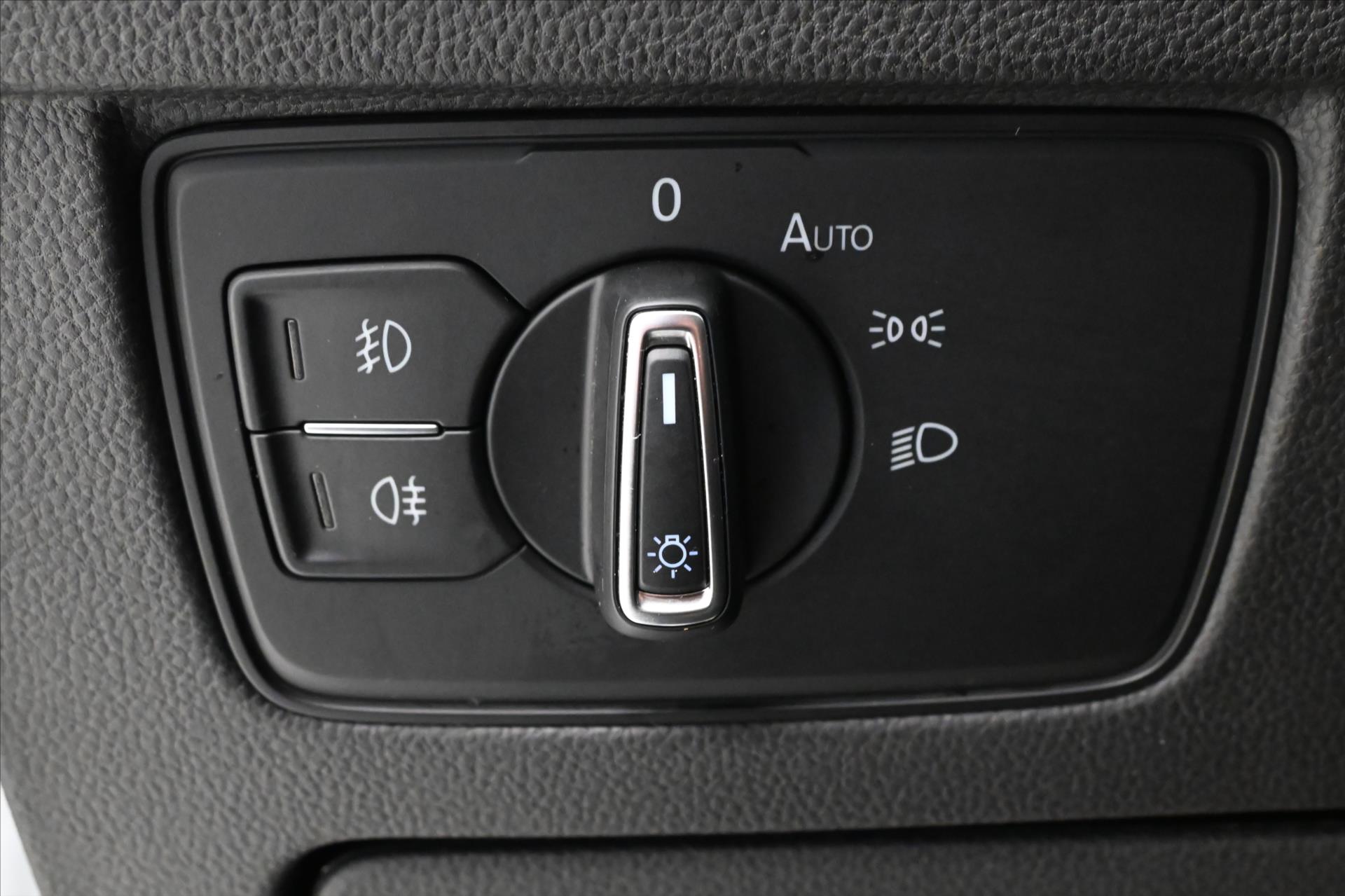 Hlavní fotografie vozu Volkswagen Passat 2,0 TDI 110 kW DSG BUSINESS ZÁRUKA AŽ 5 LET (27)