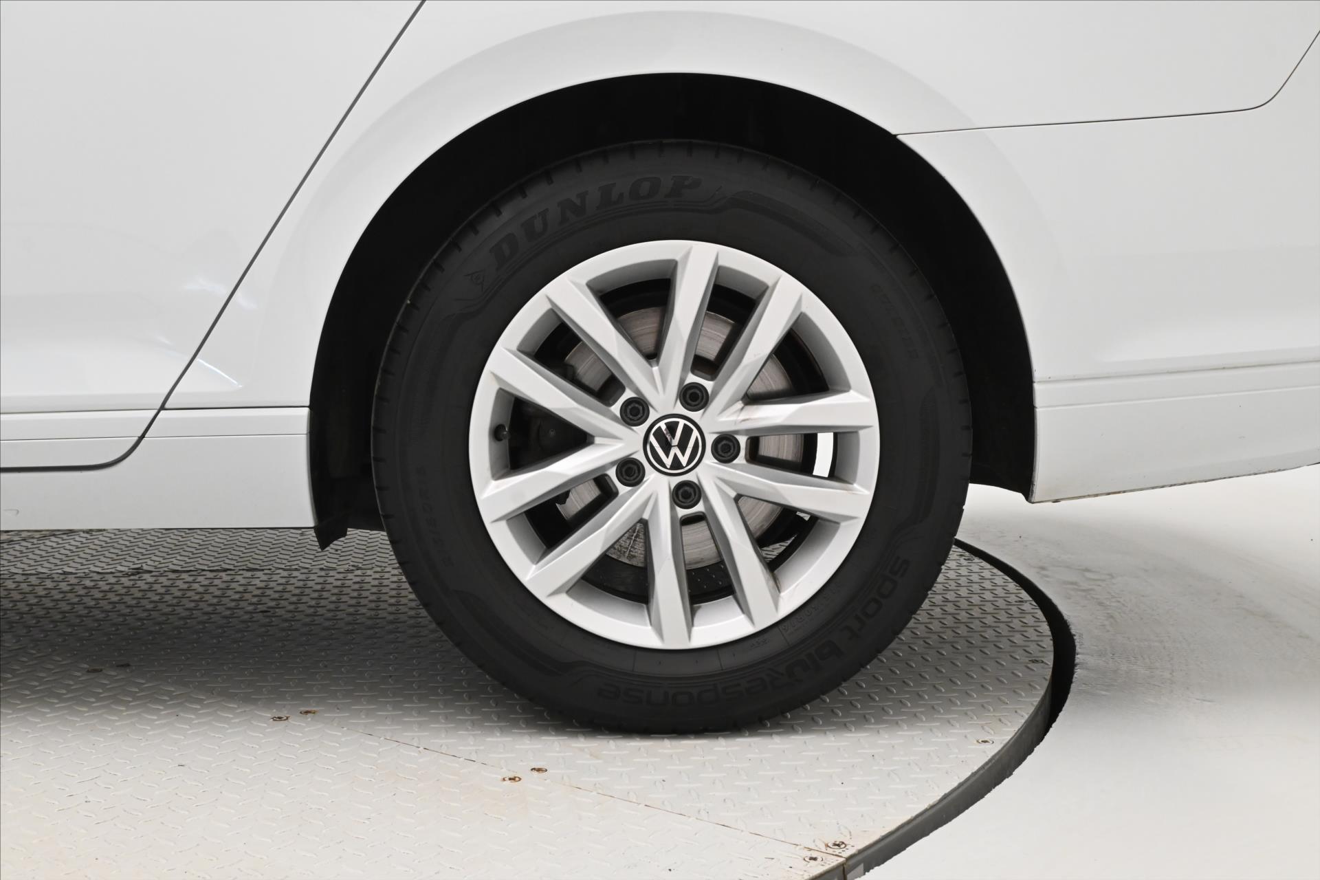 Hlavní fotografie vozu Volkswagen Passat 2,0 TDI 110 kW DSG BUSINESS ZÁRUKA AŽ 5 LET (31)