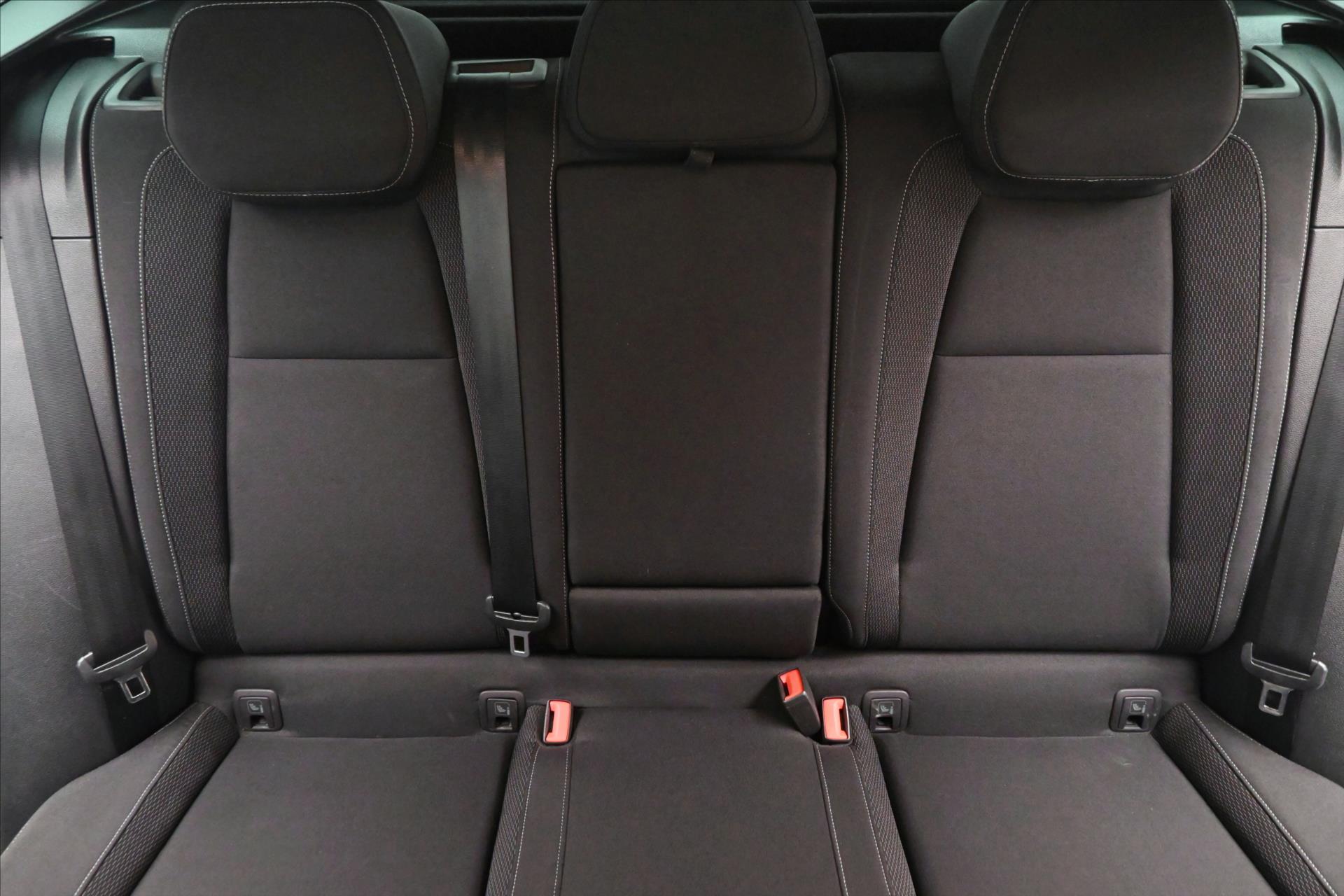 Main photo of the car Skoda Karoq 2.0 TDI 85kW DSG Ambition Warranty up to 5 years (28)