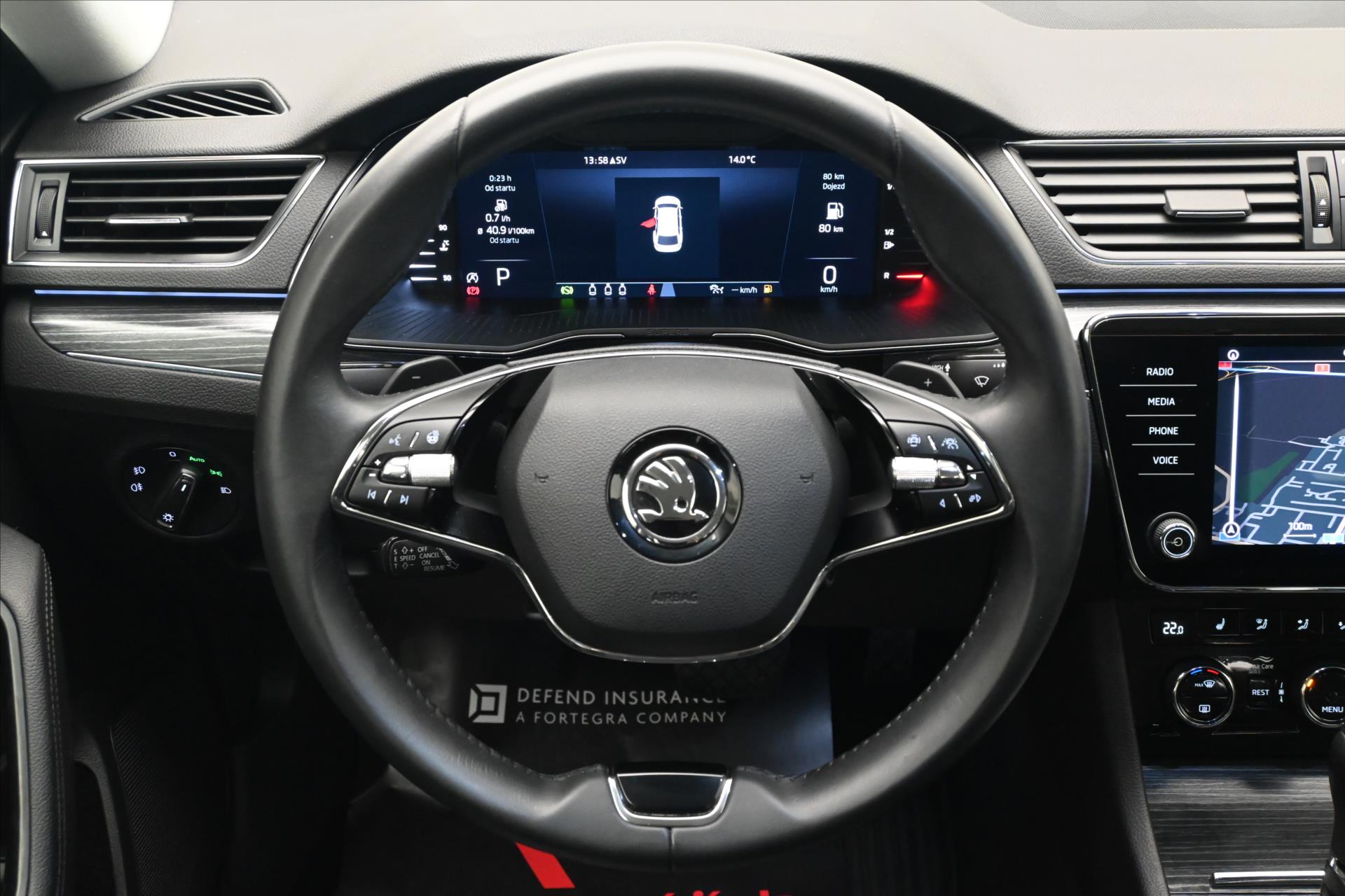 Hlavní fotografie vozu Škoda Superb 2,0 TDI 110 kW DSG Záruka až 5 let (18)