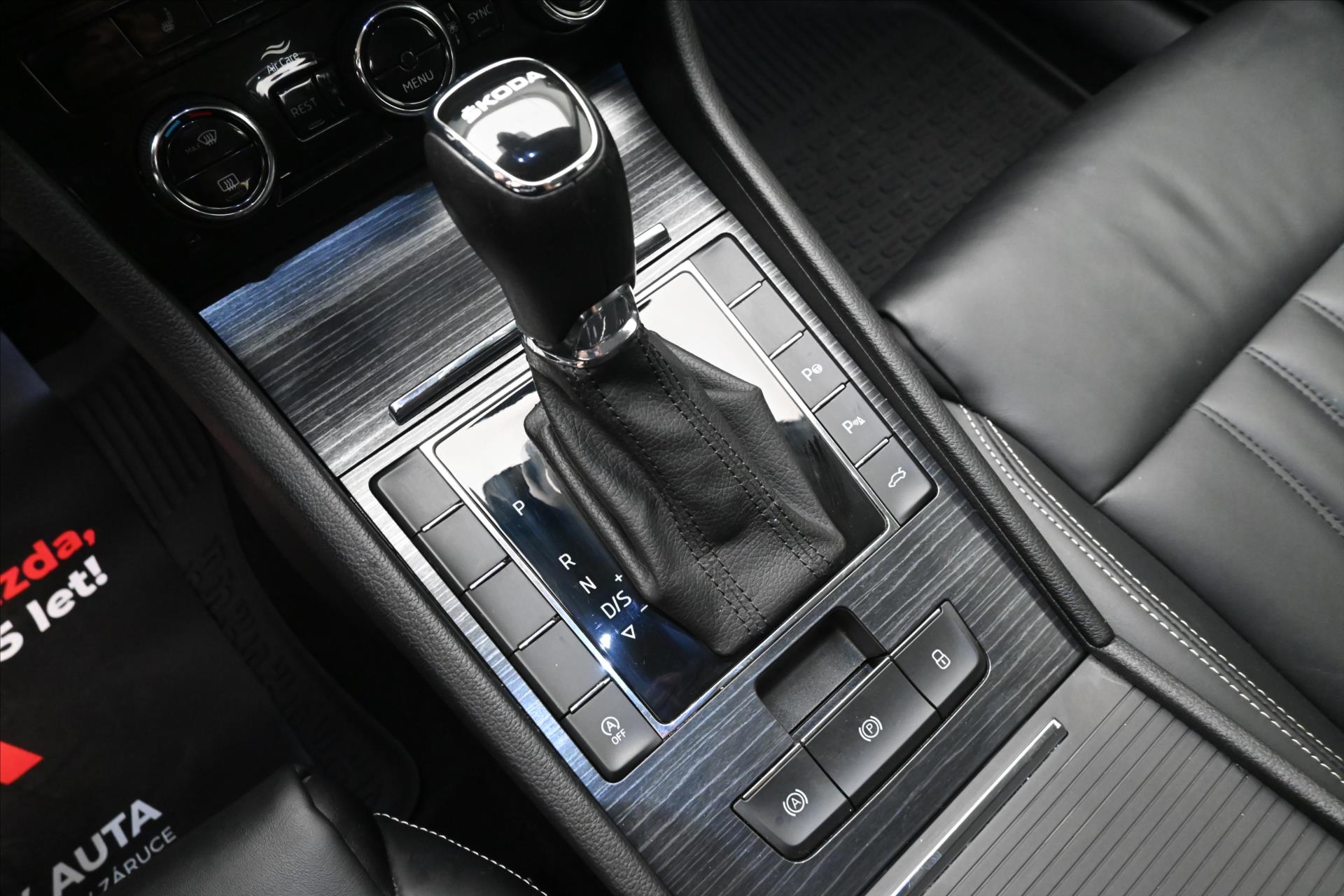 Hlavní fotografie vozu Škoda Superb 2,0 TDI 110 kW DSG Záruka až 5 let (23)