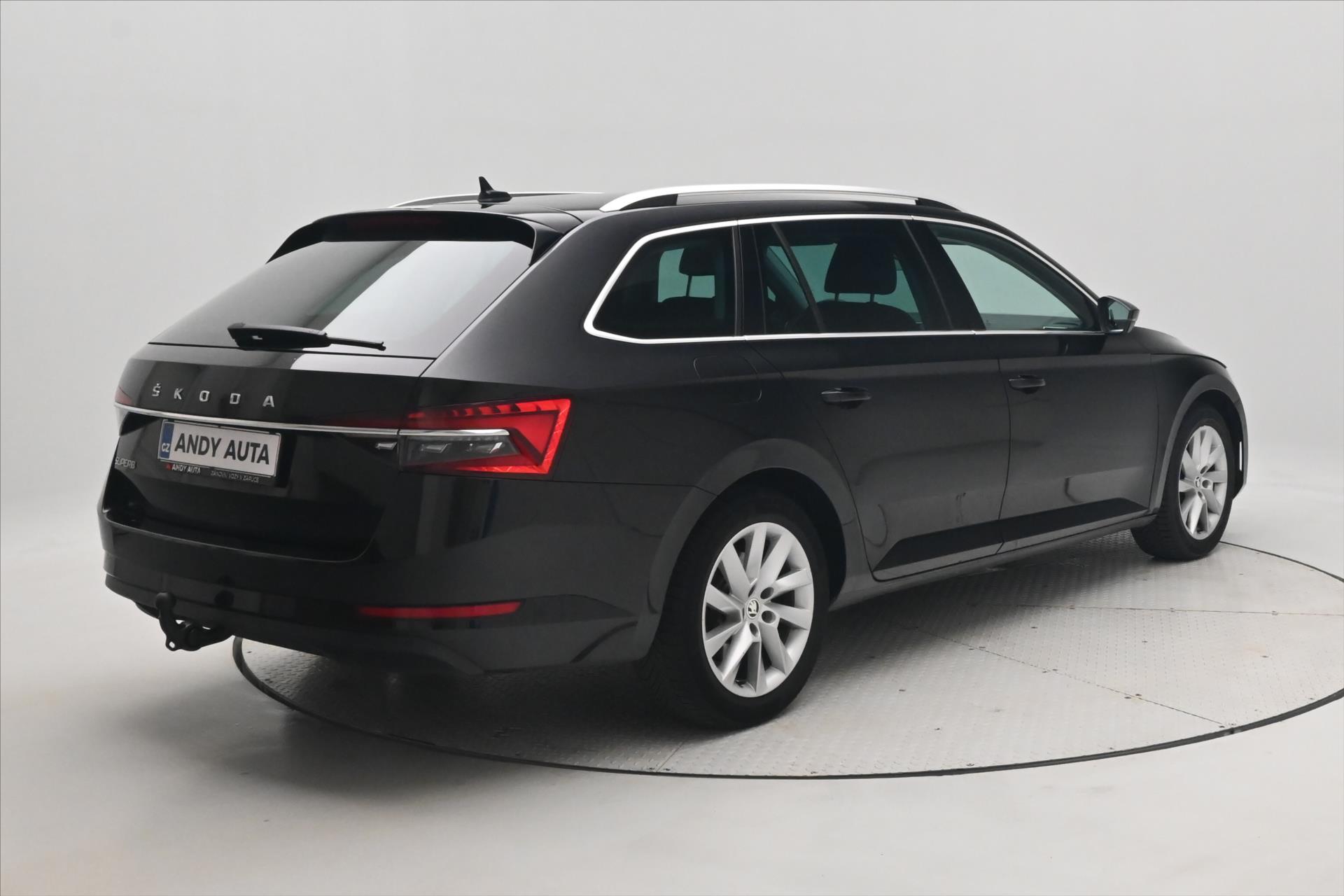 Hlavní fotografie vozu Škoda Superb 2,0 TDI 110 kW DSG Style Záruka až 5 let (5)