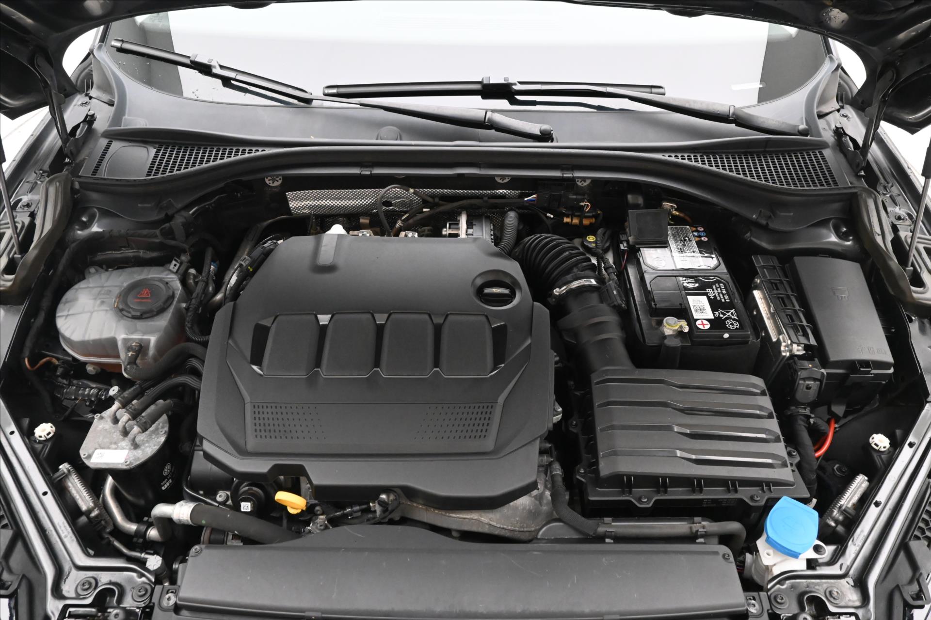 Hlavní fotografie vozu Škoda Superb 2,0 TDI 110 kW DSG Style Záruka až 5 let (9)