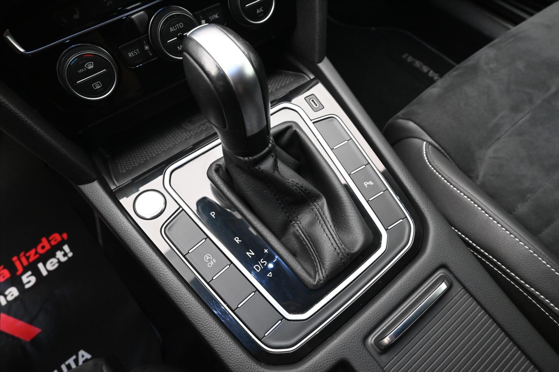 Main photo of the car Volkswagen Passat 2.0 TDI 110kW DSG Elegance Warranty up to 5 years (23)