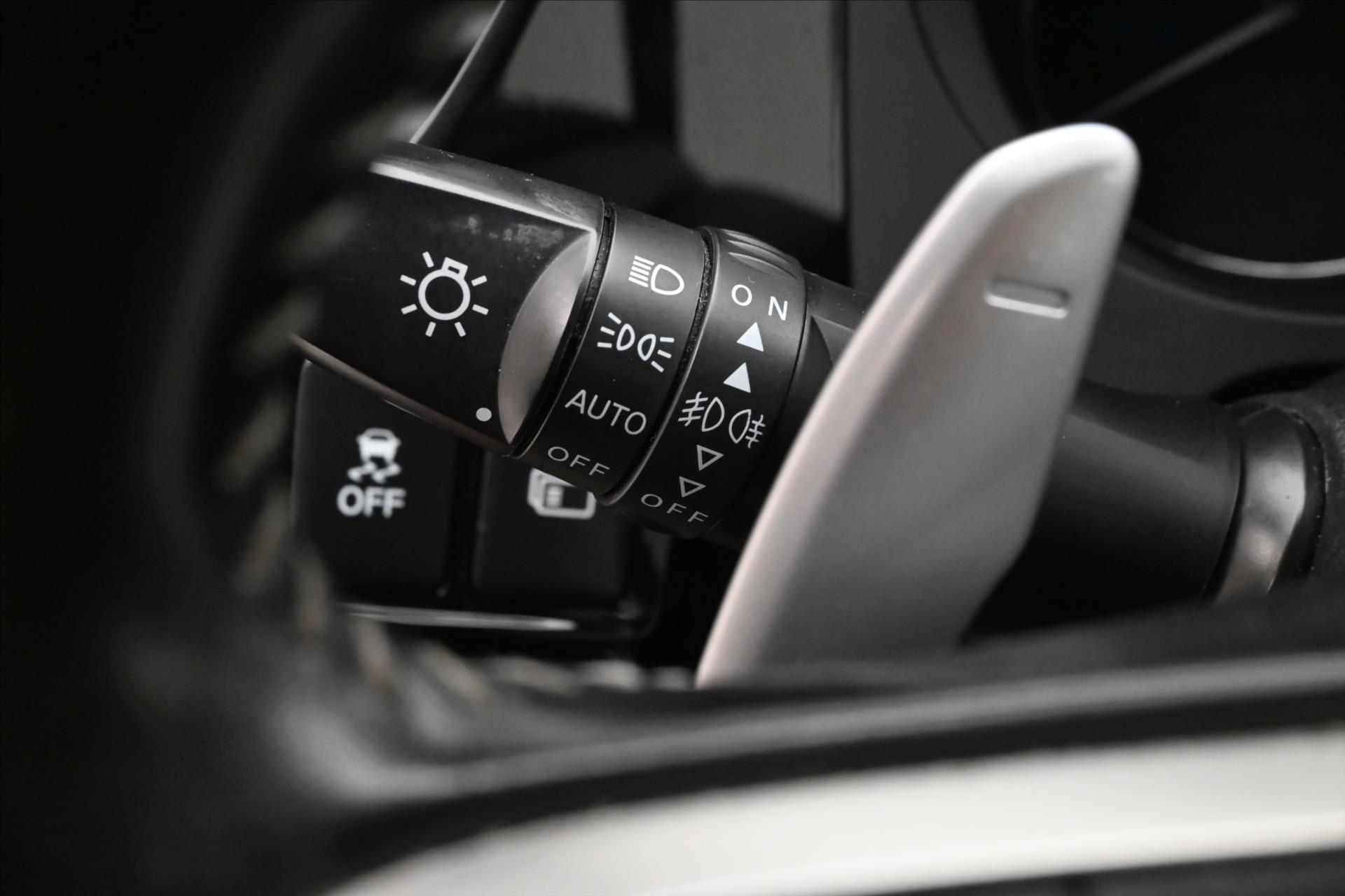 Main photo of the car Mitsubishi Outlander 2.4 PHEV Intense+ 4WD Warranty up to 5 years (27)