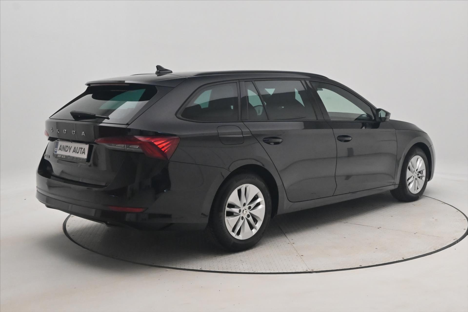Main photo of the car Skoda Octavia 2.0 TDI 110 kW DSG Ambition Warranty up to 5 years (5)