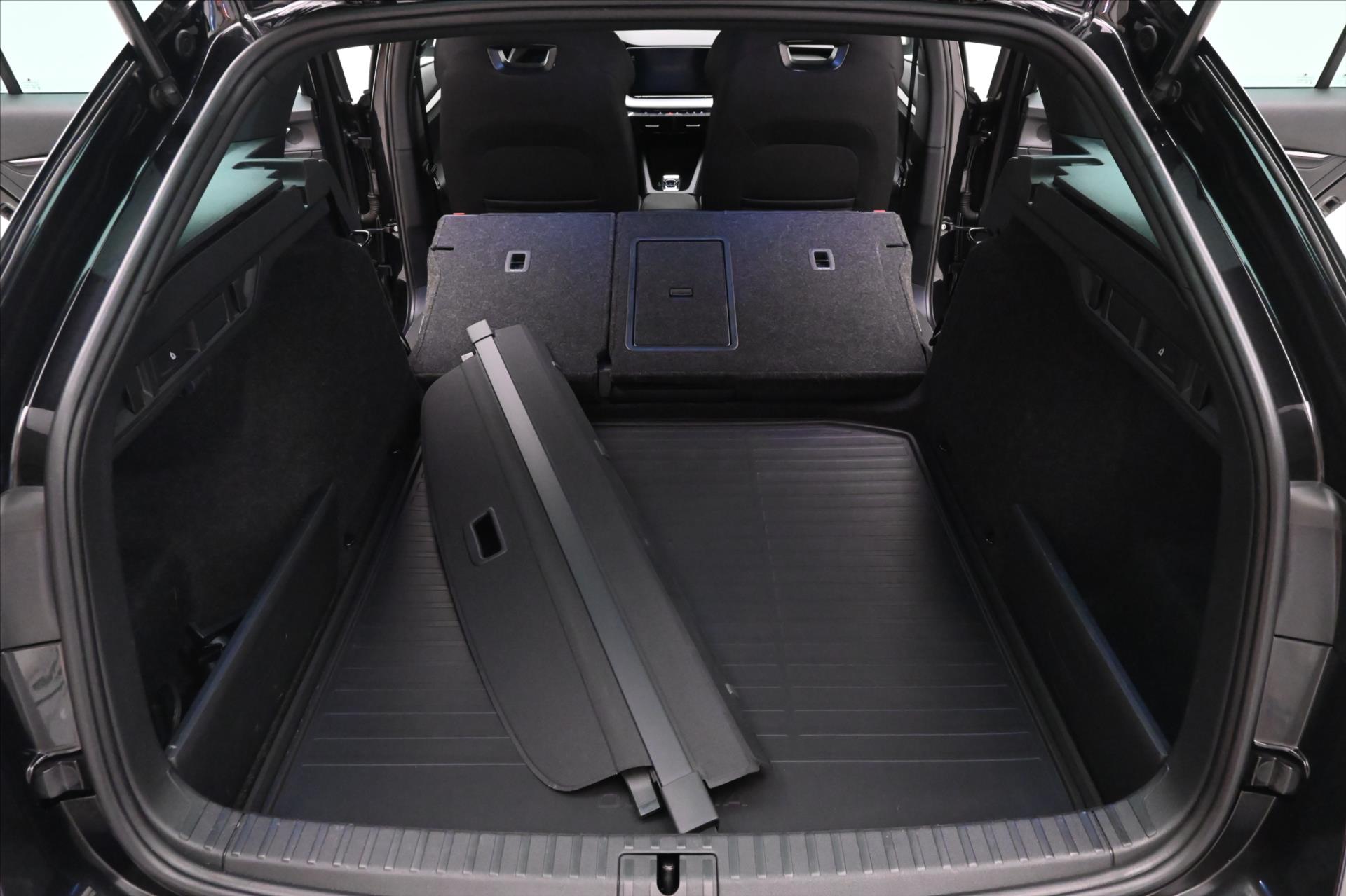 Main photo of the car Skoda Octavia 2.0 TDI 110 kW DSG Sportline Warranty up to 5 years (11)