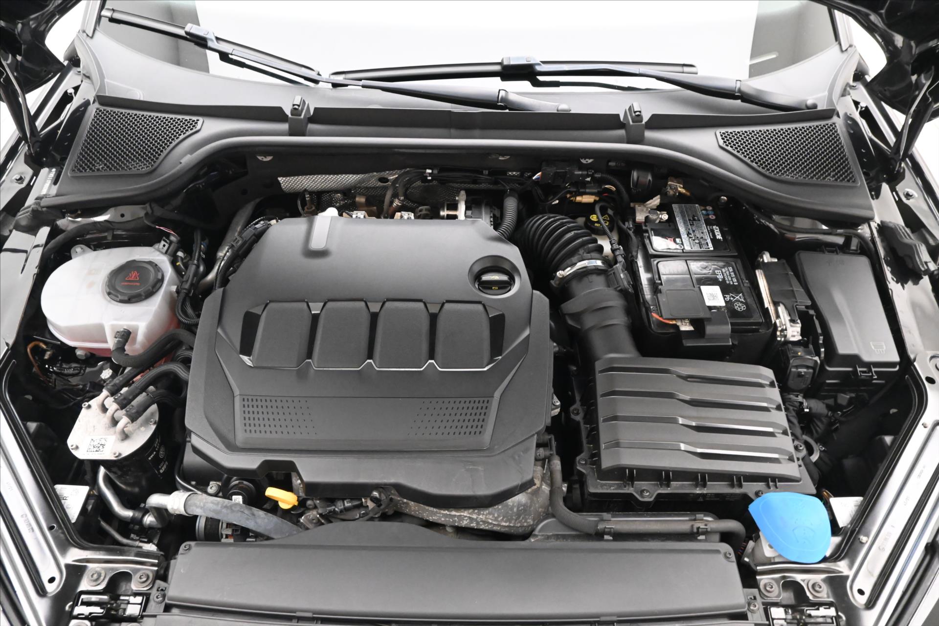 Main photo of the car Skoda Octavia 2.0 TDI 110 kW DSG Sportline Warranty up to 5 years (9)