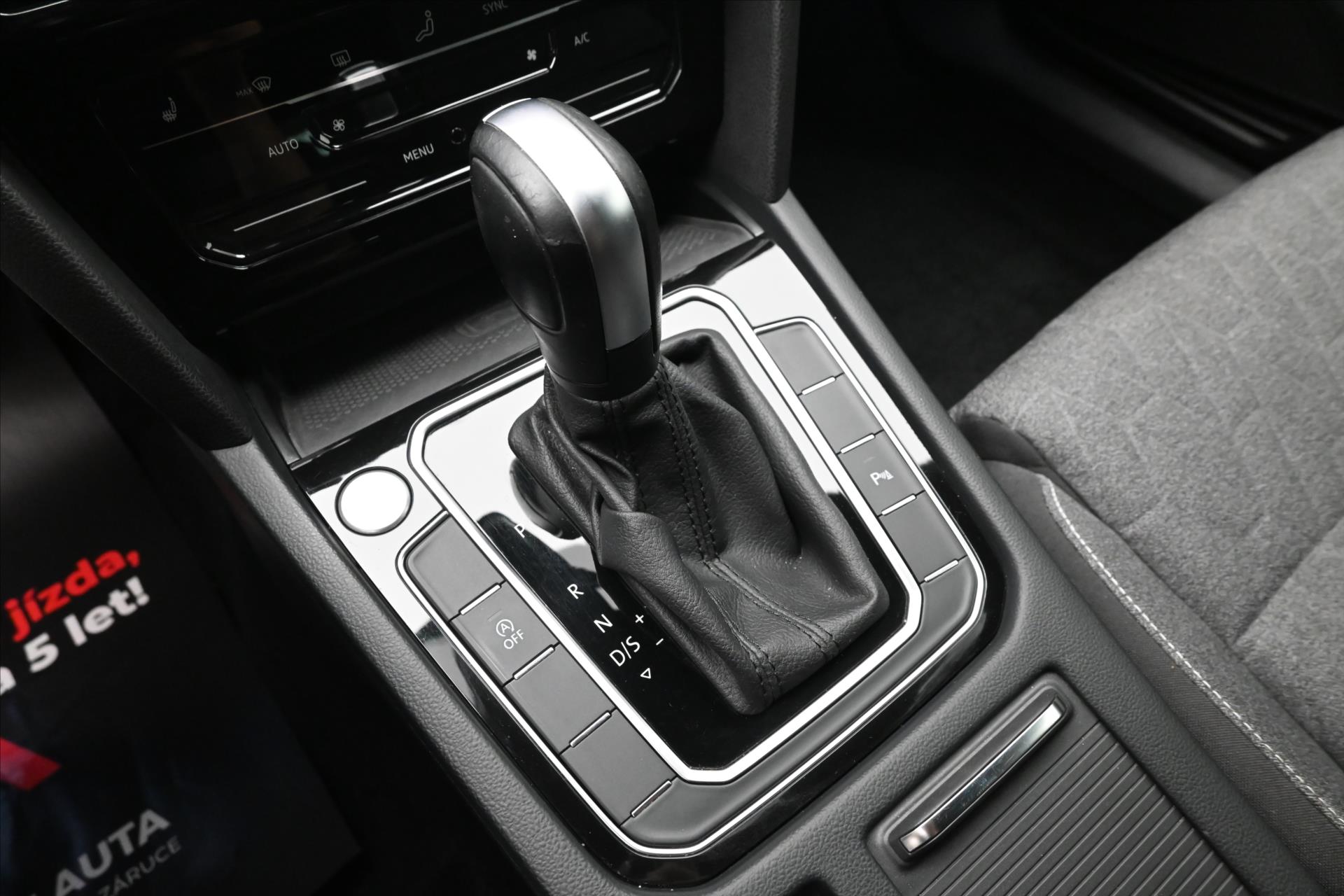 Hlavní fotografie vozu Volkswagen Passat 2,0 TDI 110kW DSG Business Záruka až 5 let (23)