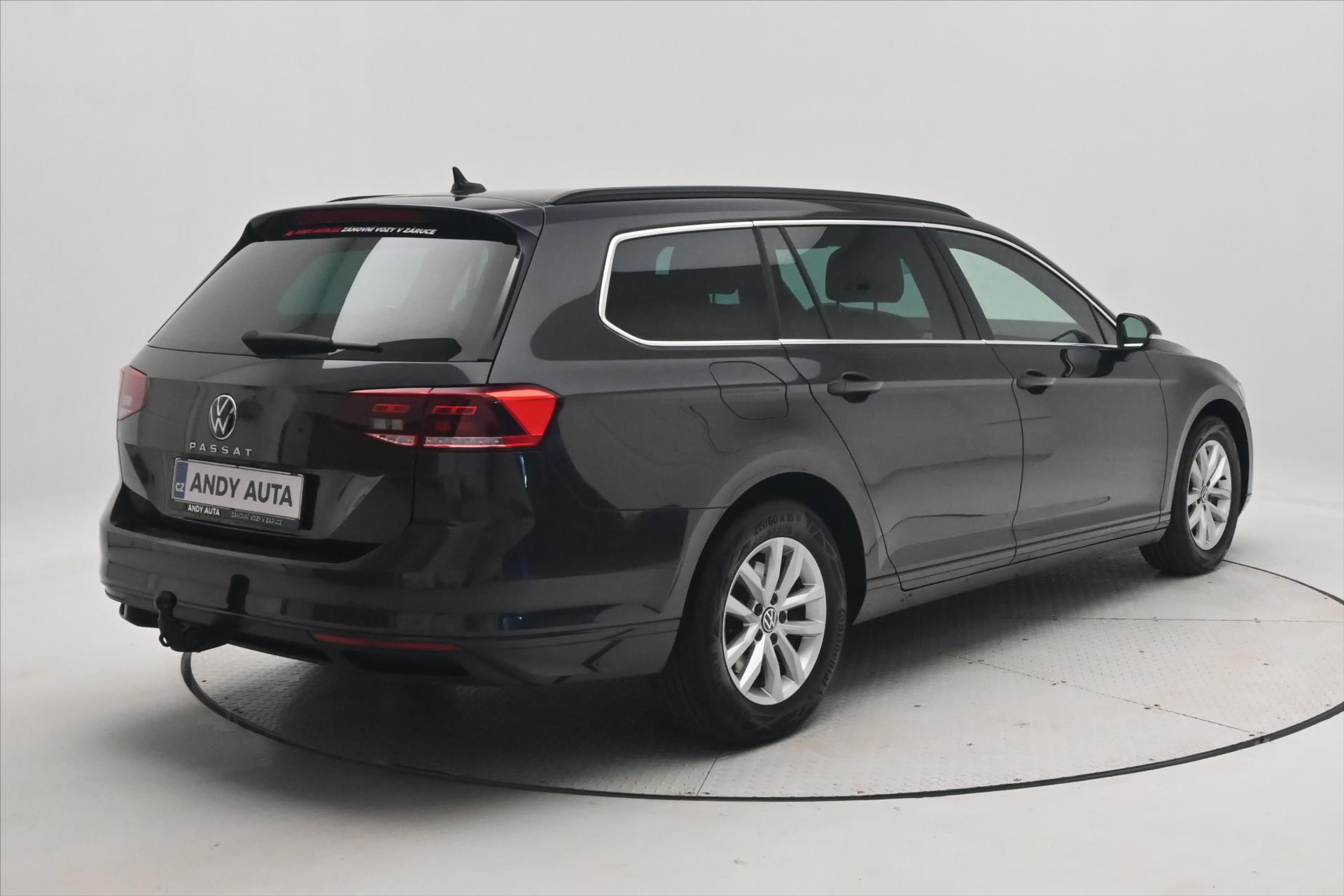 Hlavní fotografie vozu Volkswagen Passat 2,0 TDI 110kW DSG Business Záruka až 5 let (5)