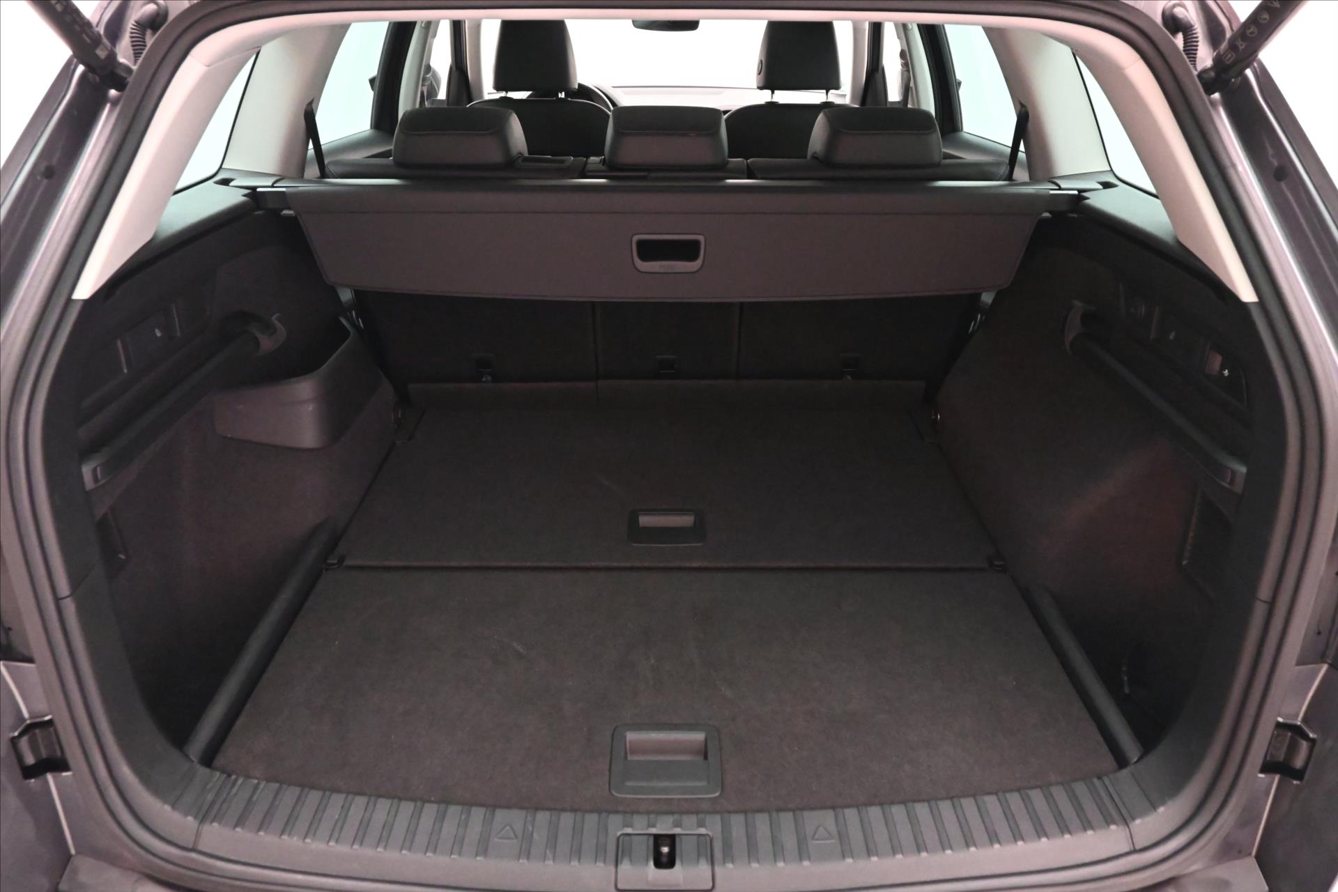 Hlavní fotografie vozu Škoda Kodiaq 2,0 TDI 147kW DSG 4x4 Style Záruka až 5 let (10)