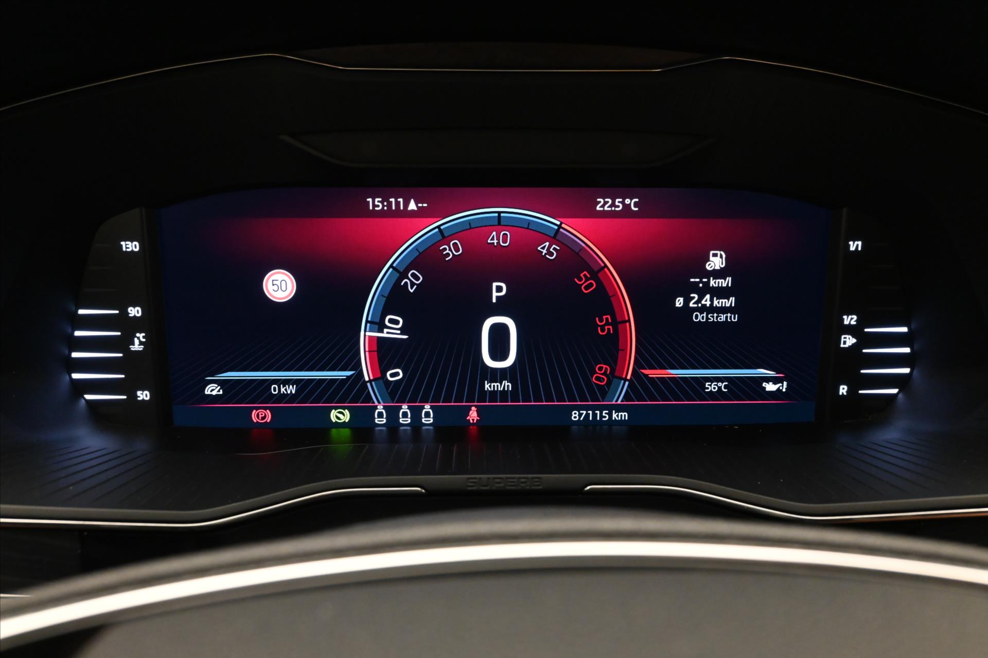 Hlavní fotografie vozu Škoda Superb 2,0 TDI 110kW DSG Style Záruka až 5 let (17)
