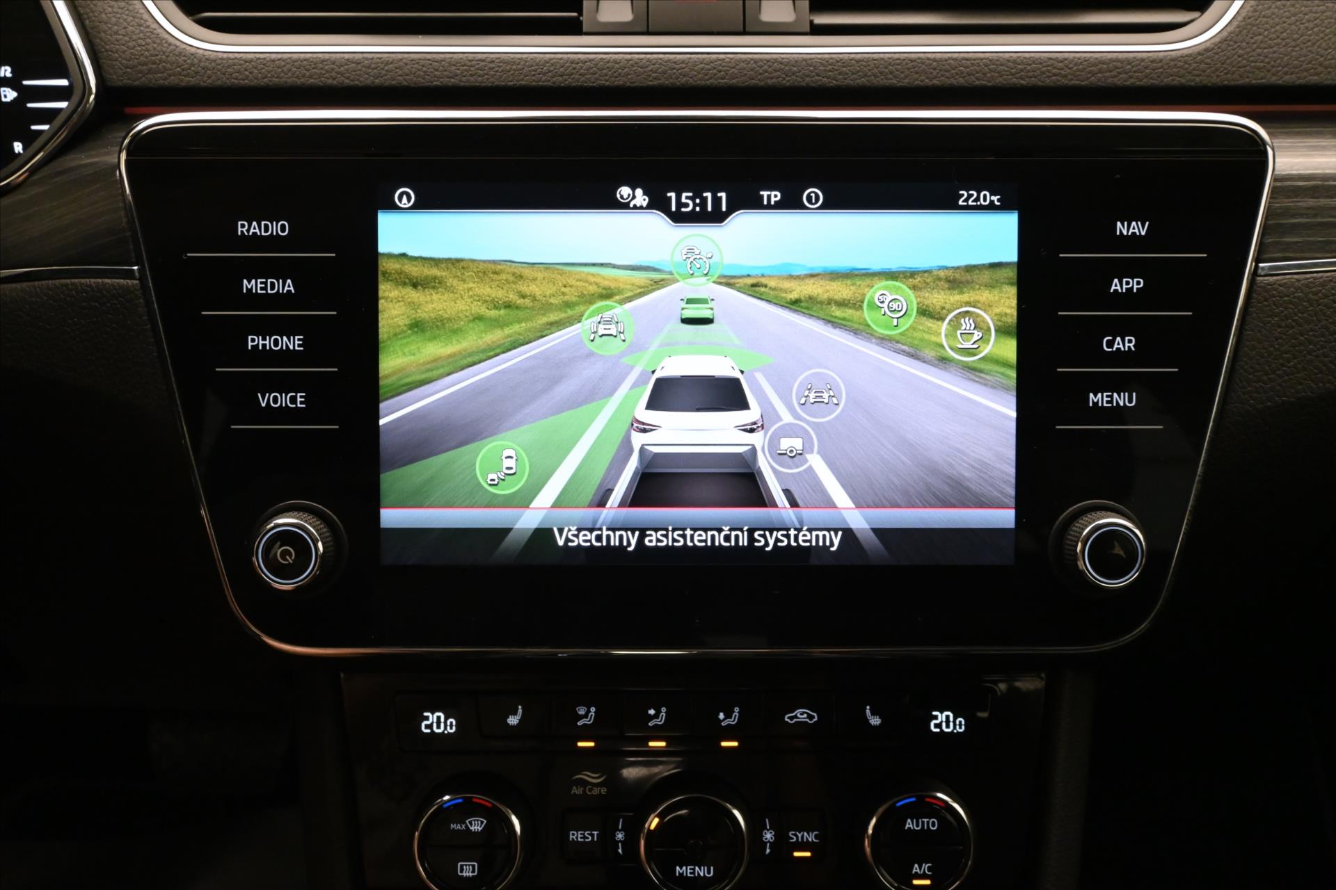 Hlavní fotografie vozu Škoda Superb 2,0 TDI 110kW DSG Style Záruka až 5 let (20)