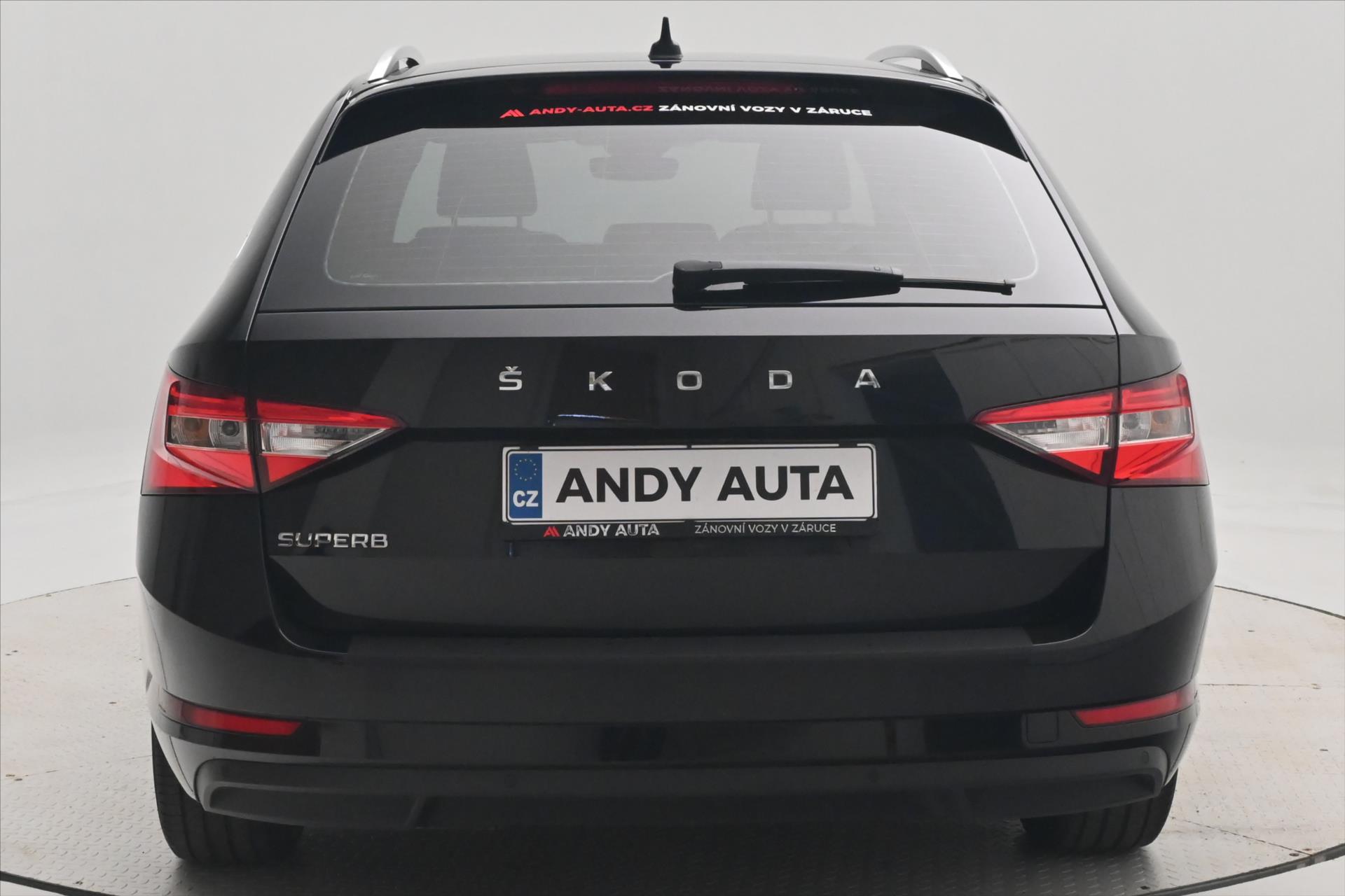 Hlavní fotografie vozu Škoda Superb 2,0 TDI 110 kW DSG Style Záruka až 5 let (6)