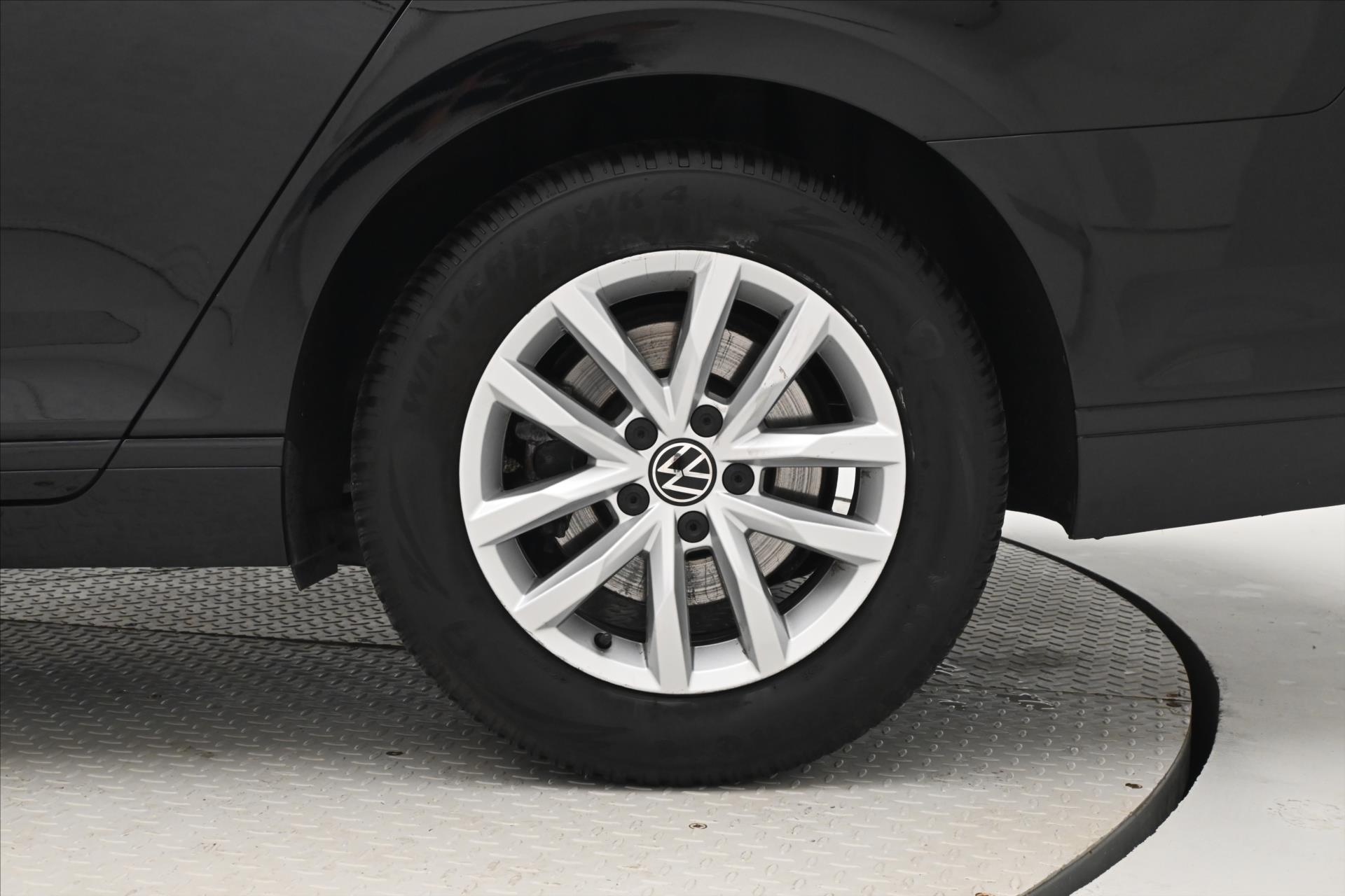 Hlavní fotografie vozu Volkswagen Passat 2,0 TDI 110 kW DSG Business Záruka až 5 let (33)