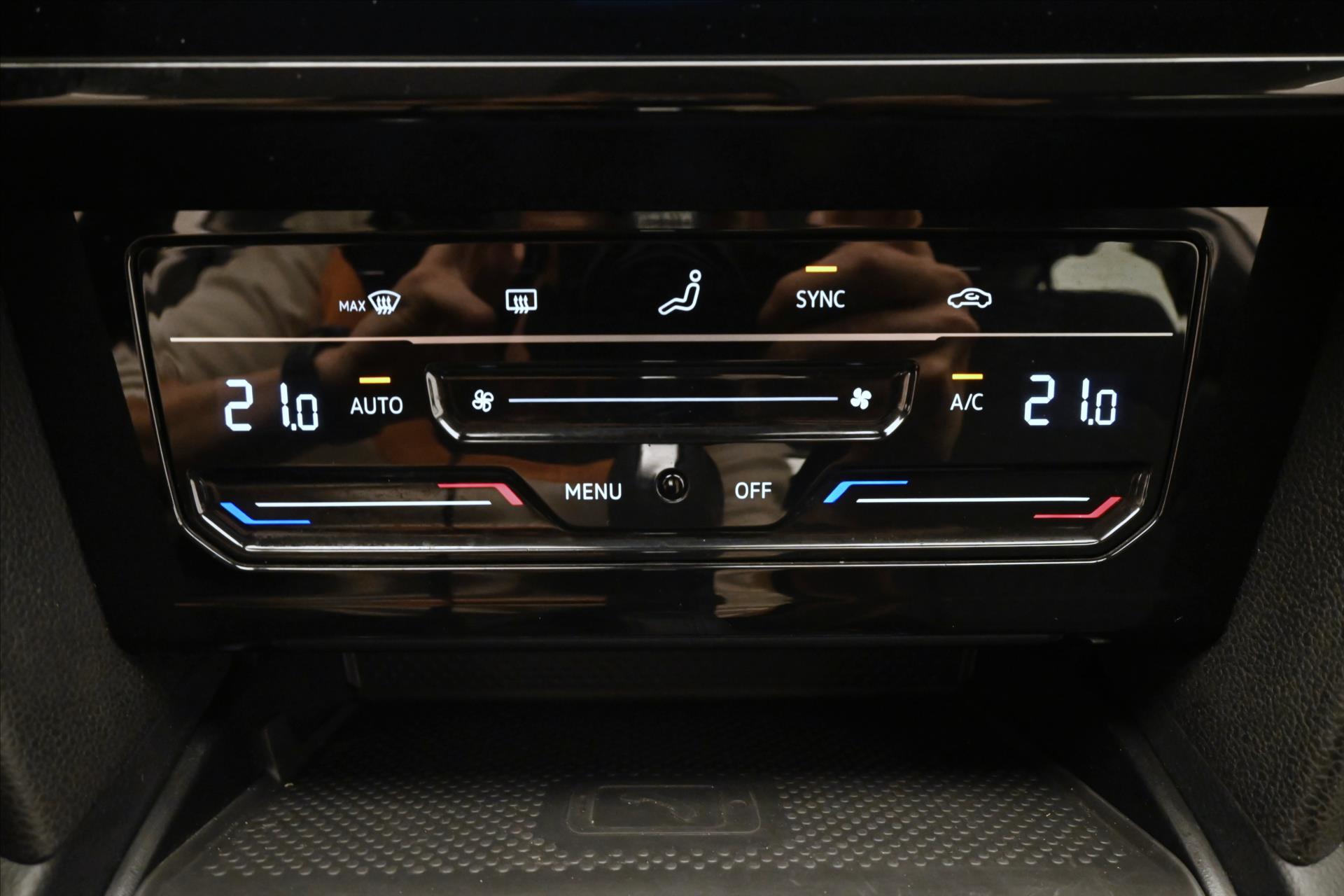 Hlavní fotografie vozu Volkswagen Passat 2,0 TDI 110kW DSG Business Záruka až 5 let (21)