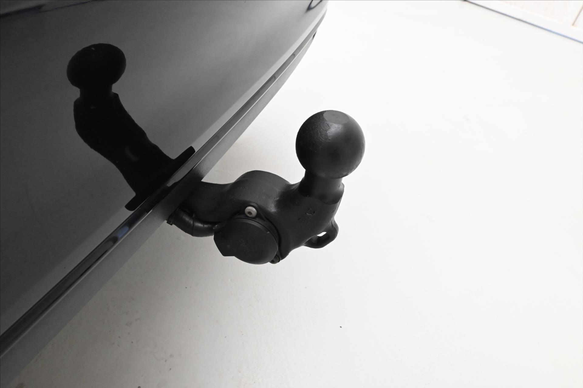 Hlavní fotografie vozu Volkswagen Passat 2,0 TDI 110kW DSG Business Záruka až 5 let (30)