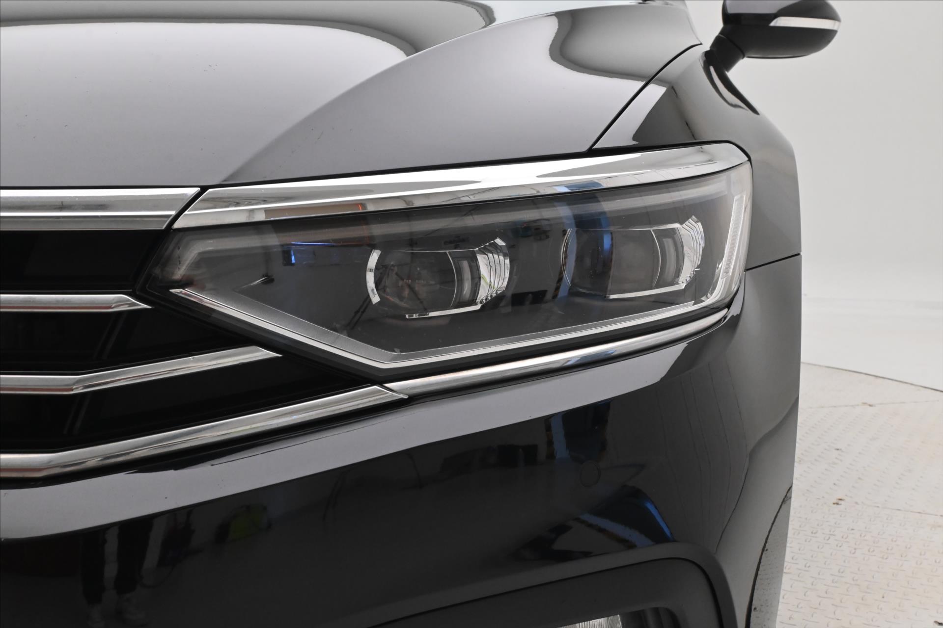 Hlavní fotografie vozu Volkswagen Passat 2,0 TDI 110kW DSG Business Záruka až 5 let (31)