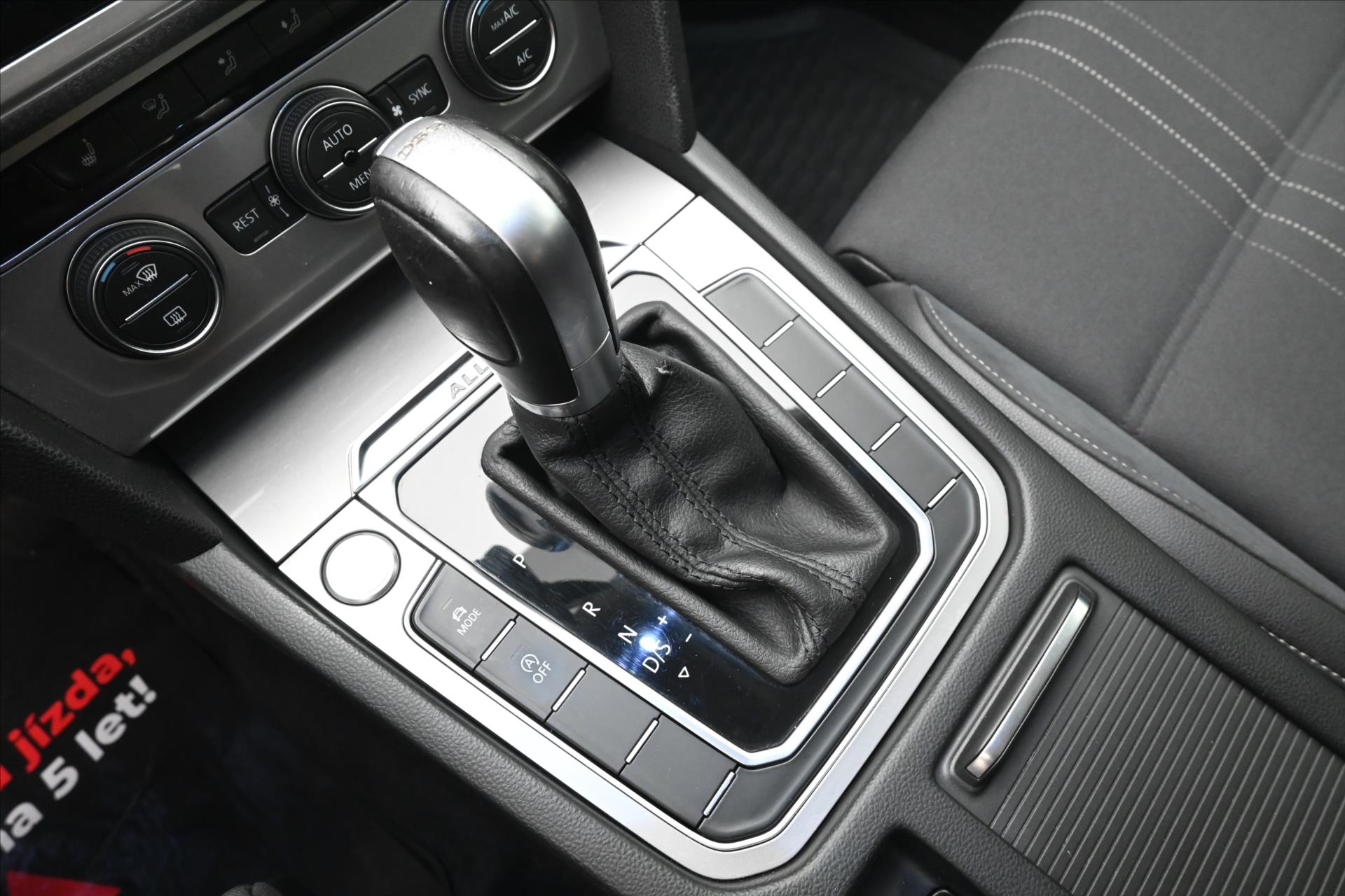 Main photo of the car Volkswagen Passat 2,0 TDI 140kW DSG Alltrack 4Motion Záruka až 5 let (23)