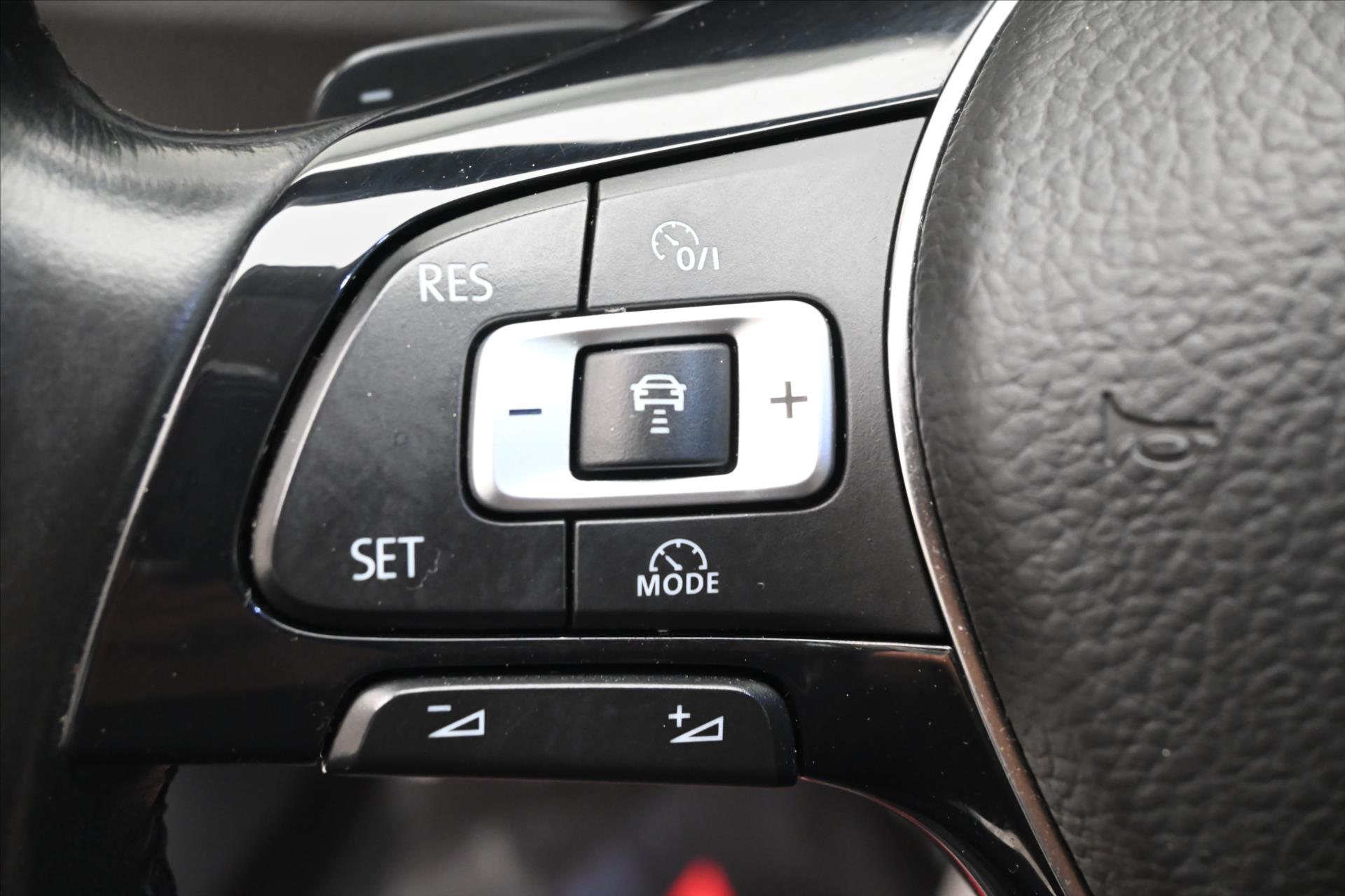 Main photo of the car Volkswagen Passat 2,0 TDI 140kW DSG Alltrack 4Motion Záruka až 5 let (24)