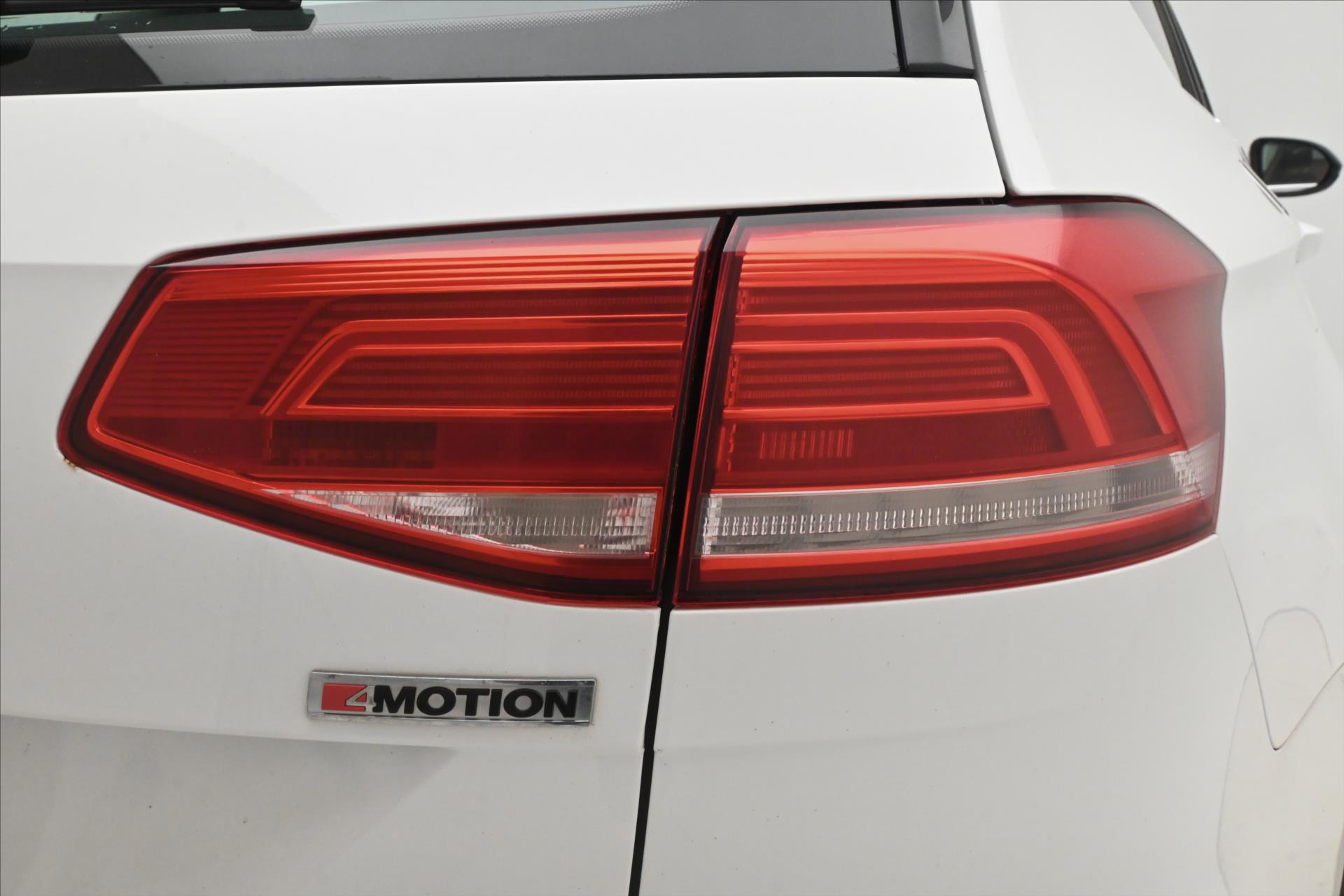 Main photo of the car Volkswagen Passat 2,0 TDI 140kW DSG Alltrack 4Motion Záruka až 5 let (32)