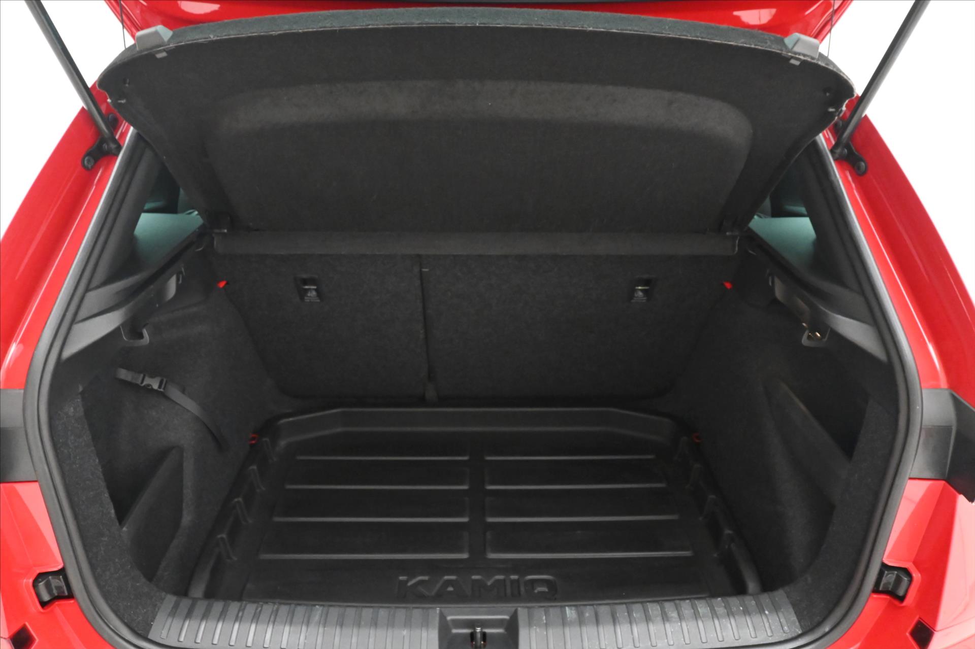 Main photo of the car Skoda Kamiq 1.0 TSI 81 kW Monte Carlo Warranty up to 5 years (11)