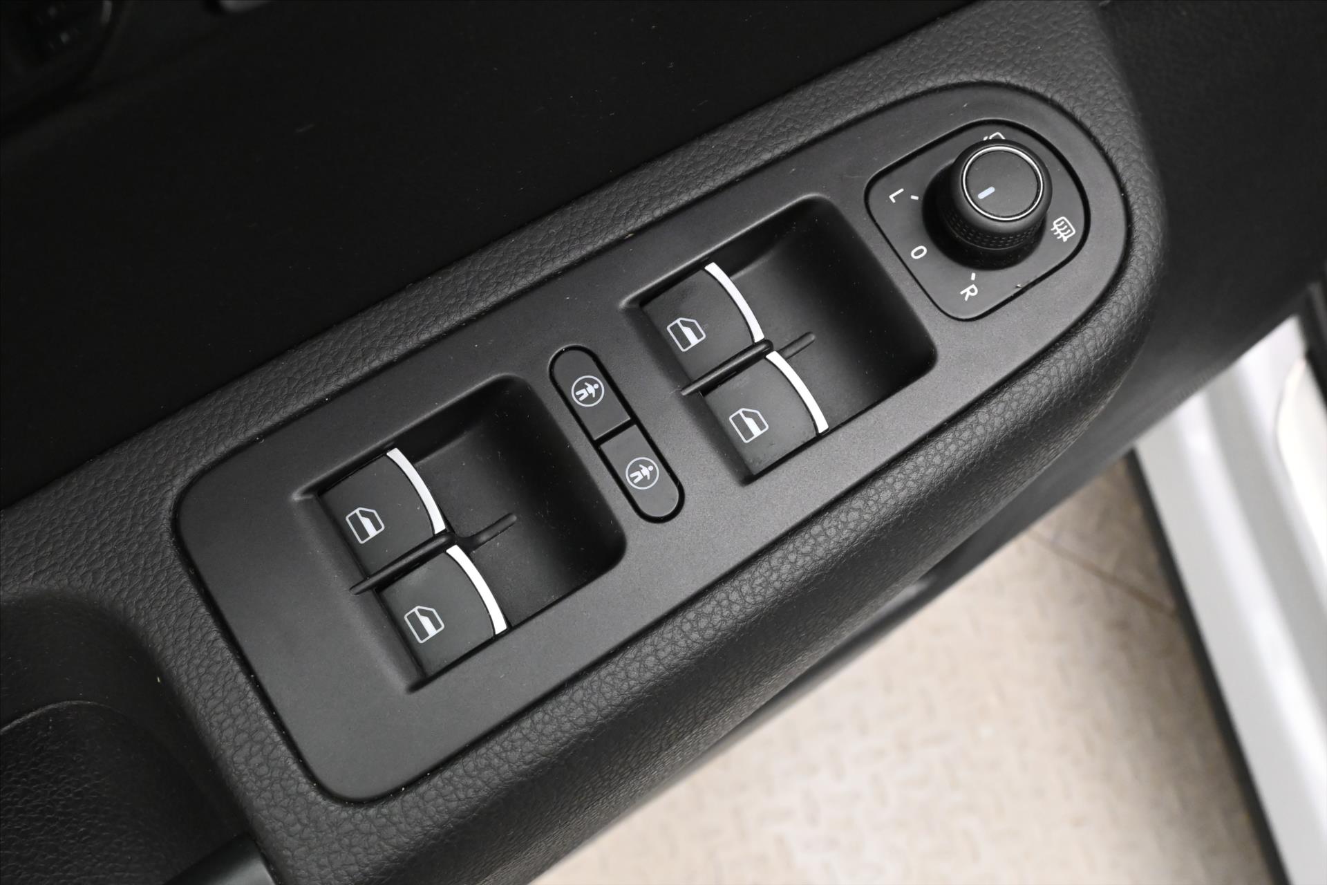 Hlavní fotografie vozu Seat Alhambra 1,4 TSI 110 kW FR-Line Záruka až 5 let (26)