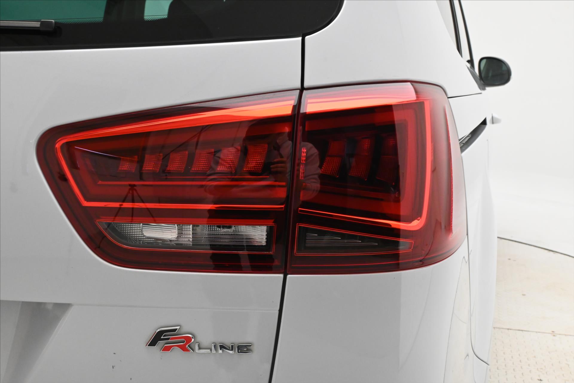 Hlavní fotografie vozu Seat Alhambra 1,4 TSI 110 kW FR-Line Záruka až 5 let (30)