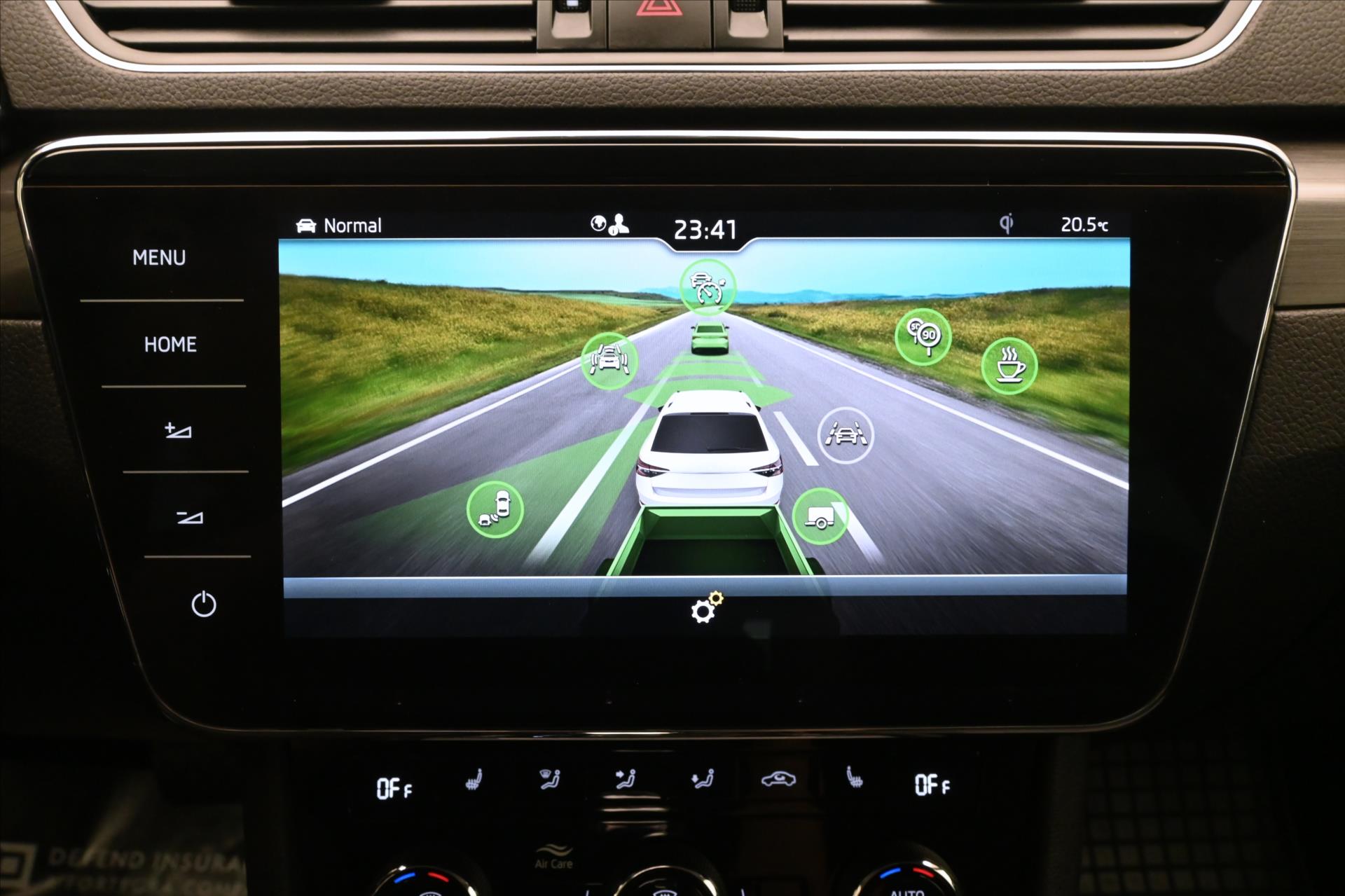 Hlavní fotografie vozu Škoda Superb 1,4 TSI iV 160 kW DSG Style Záruka až 5 let (19)