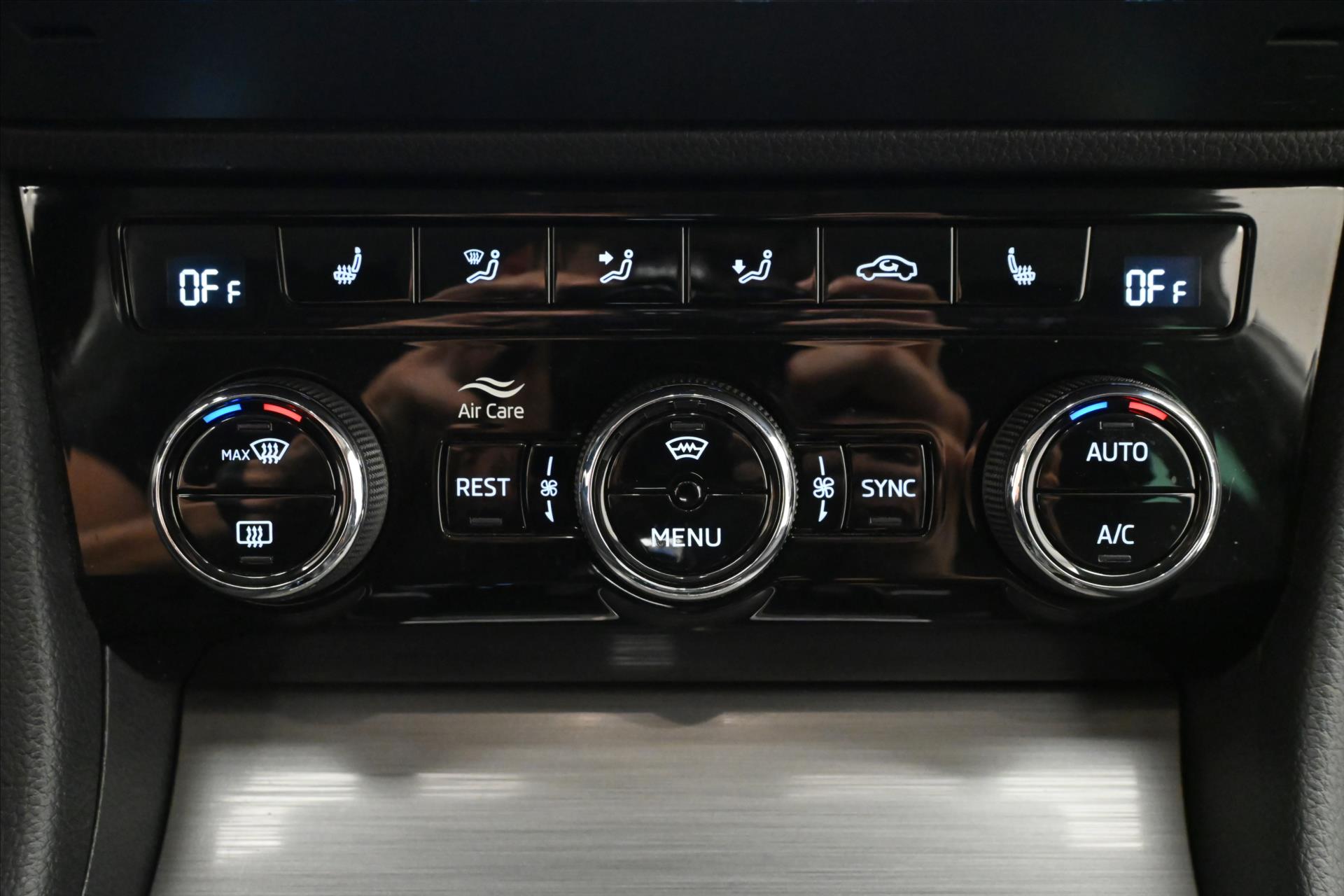 Hlavní fotografie vozu Škoda Superb 1,4 TSI iV 160 kW DSG Style Záruka až 5 let (21)