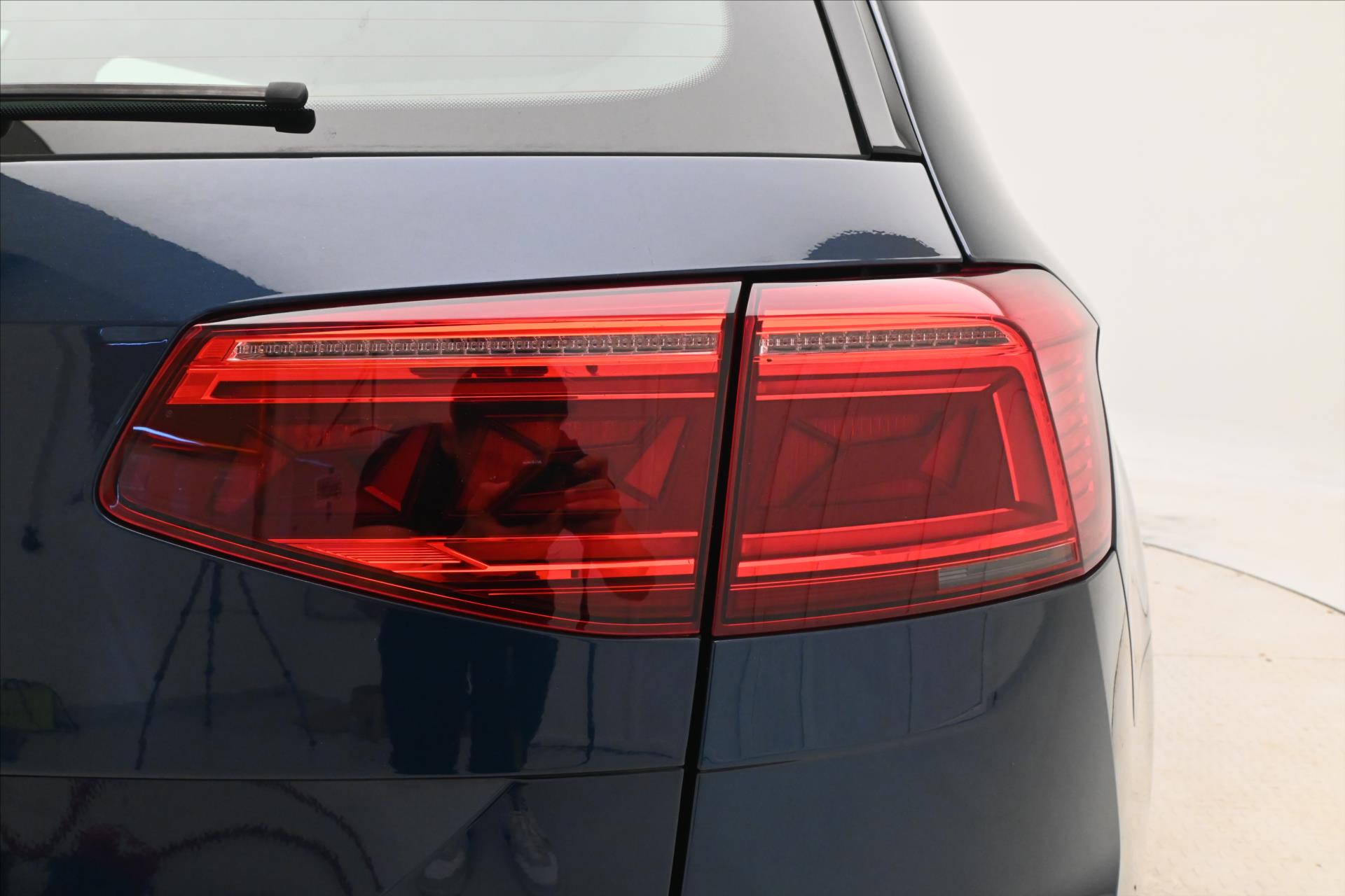 Hlavní fotografie vozu Volkswagen Passat 2,0 TDI 110kW DSG Záruka až 5 let (31)