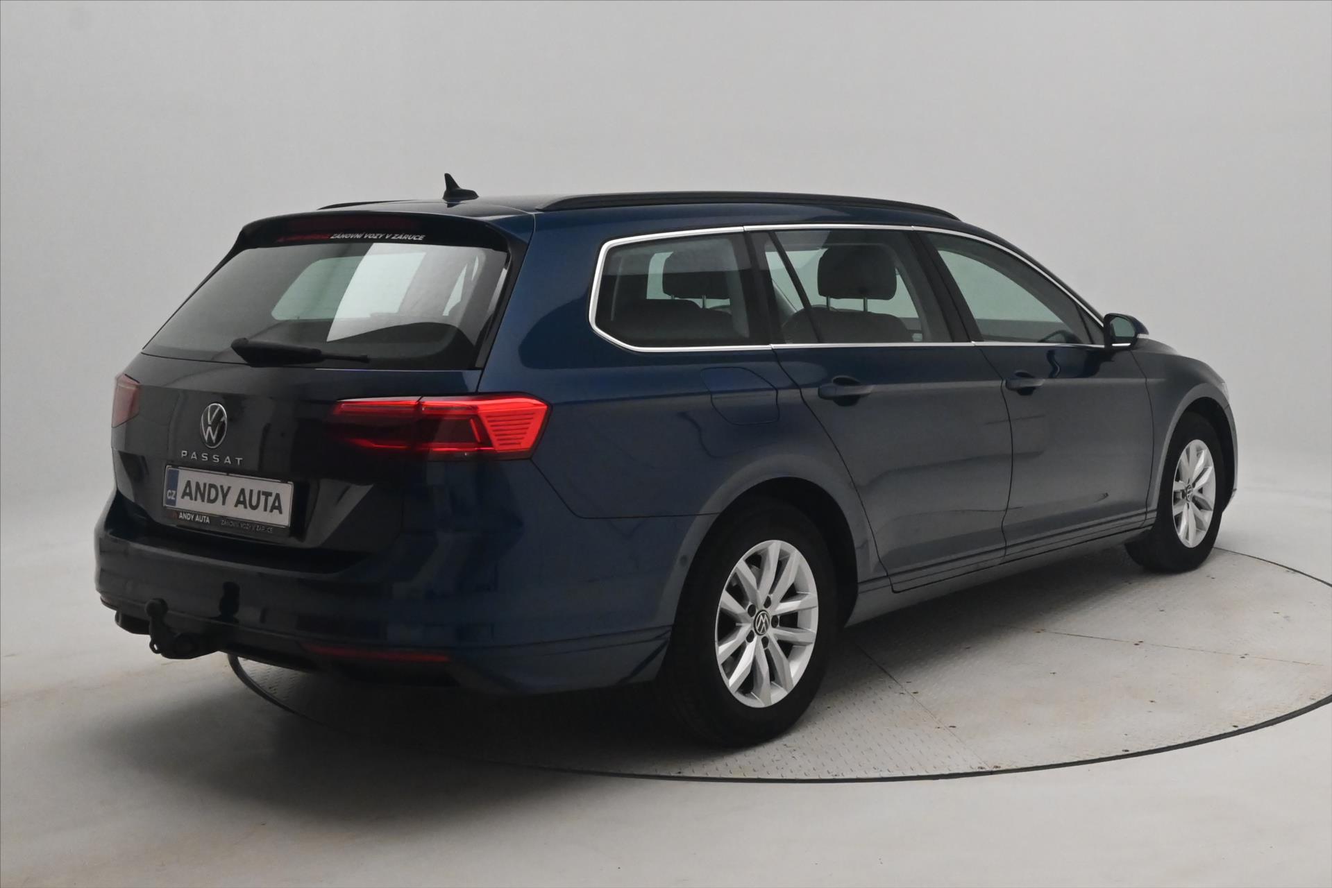 Main photo of the car Volkswagen Passat 2.0 TDI 110kW DSG Warranty up to 5 years (5)