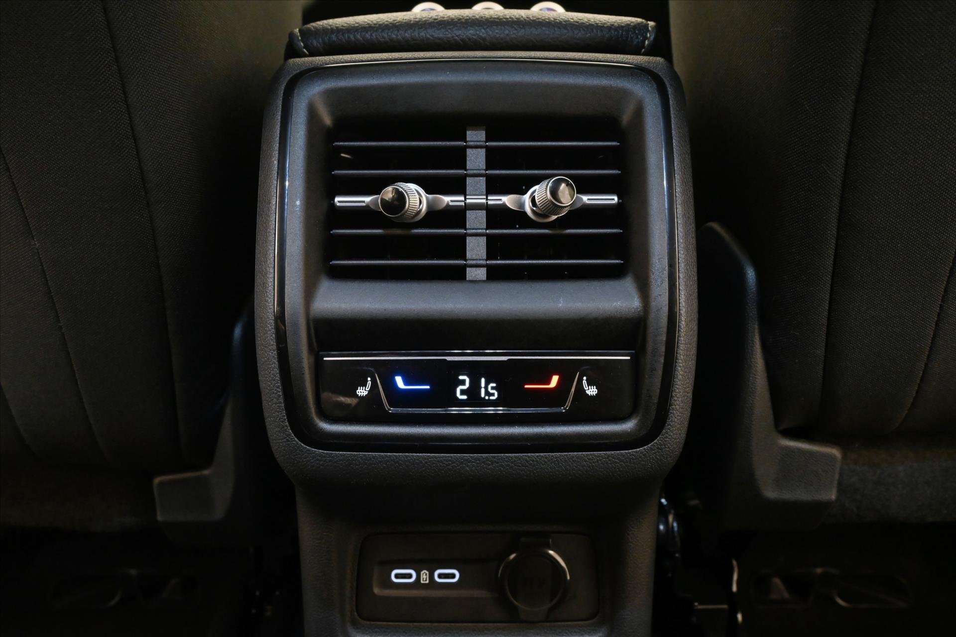 Hlavní fotografie vozu Škoda Kodiaq 2,0 TDI 142 kW Selection 4x4 TAŽNÉ Záruka až 5 let (21)