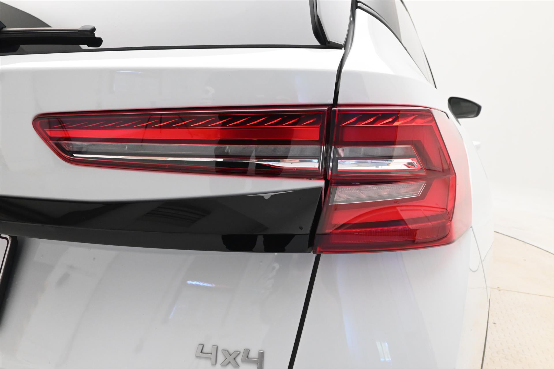 Hlavní fotografie vozu Škoda Kodiaq 2,0 TDI 142 kW Selection 4x4 TAŽNÉ Záruka až 5 let (30)