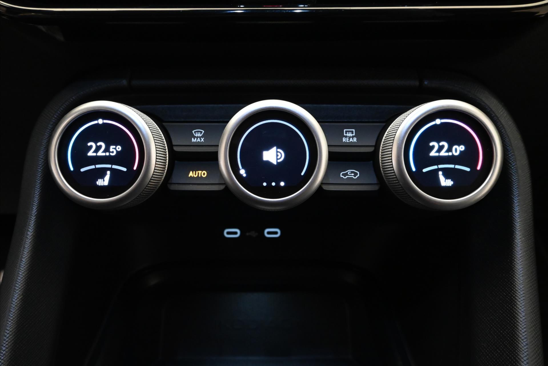 Hlavní fotografie vozu Škoda Kodiaq 2,0 TDI 142kW Selection 4x4 TAŽNÉ Záruka až 5 let (20)